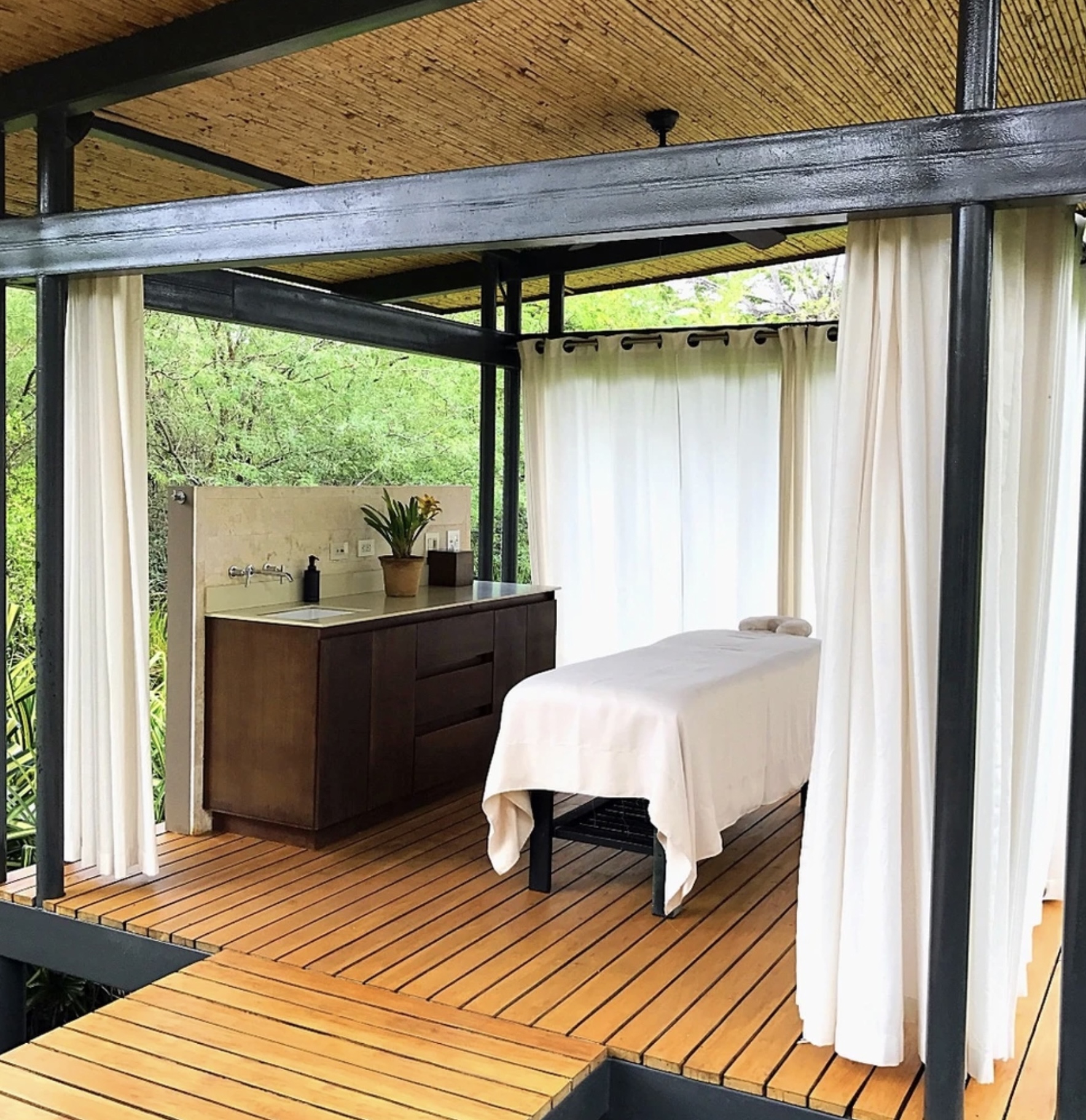 4 bed Single Family Homes For Sale in Playa Panama, Guanacaste - thumb 9