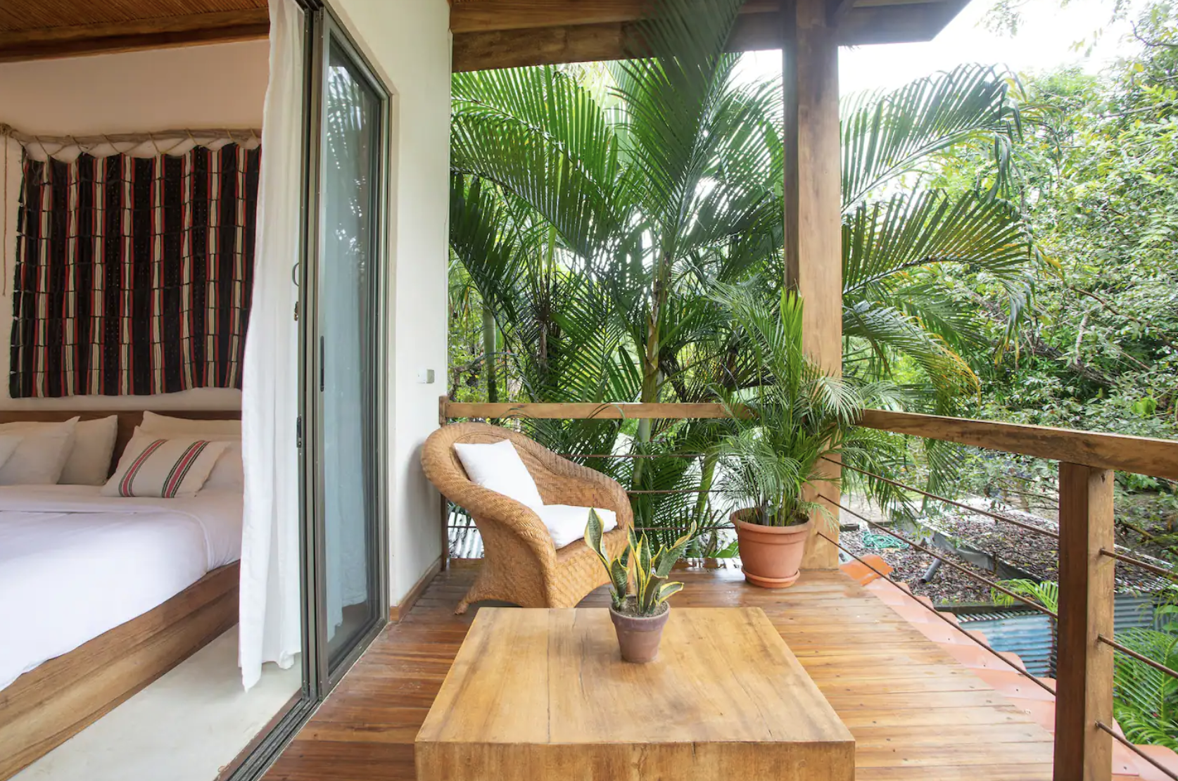 4 bed Single Family Homes For Sale in Santa Teresa, Puntarenas - thumb 11