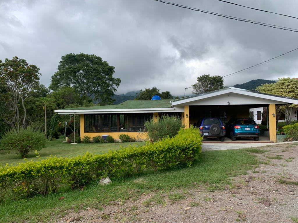 4 bed Single Family Homes For Sale in Desamparados, San Jose - thumb 14