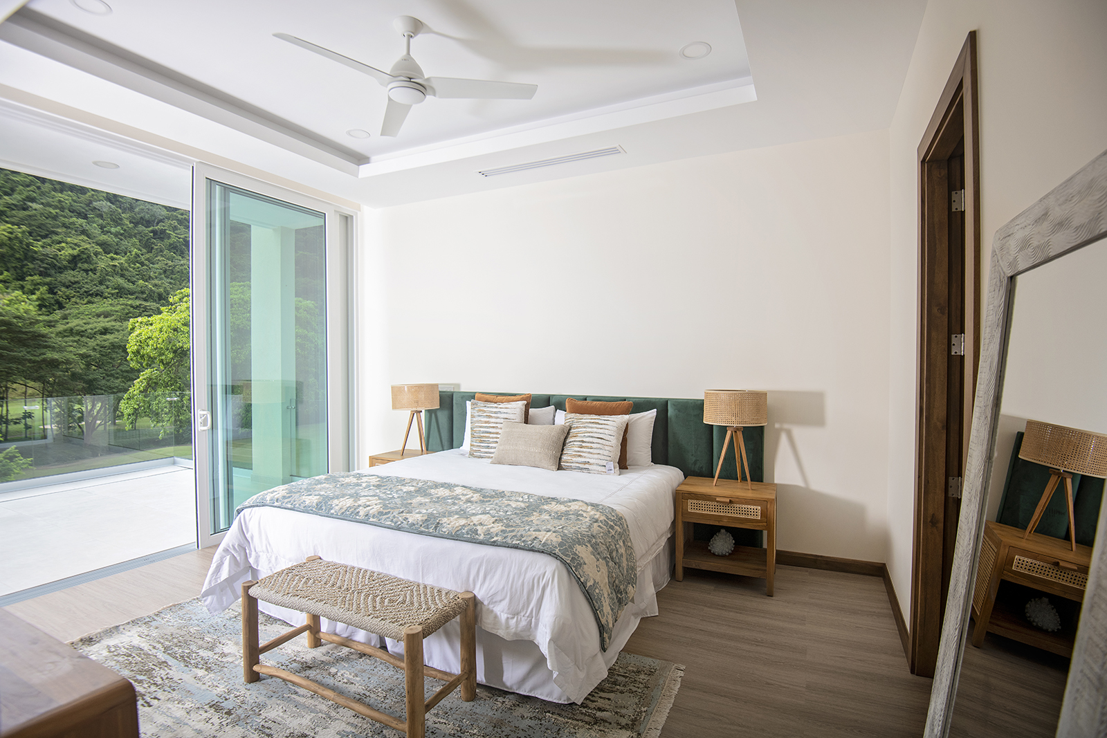 4 bed Single Family Homes For Sale in Herradura, Puntarenas - thumb 5