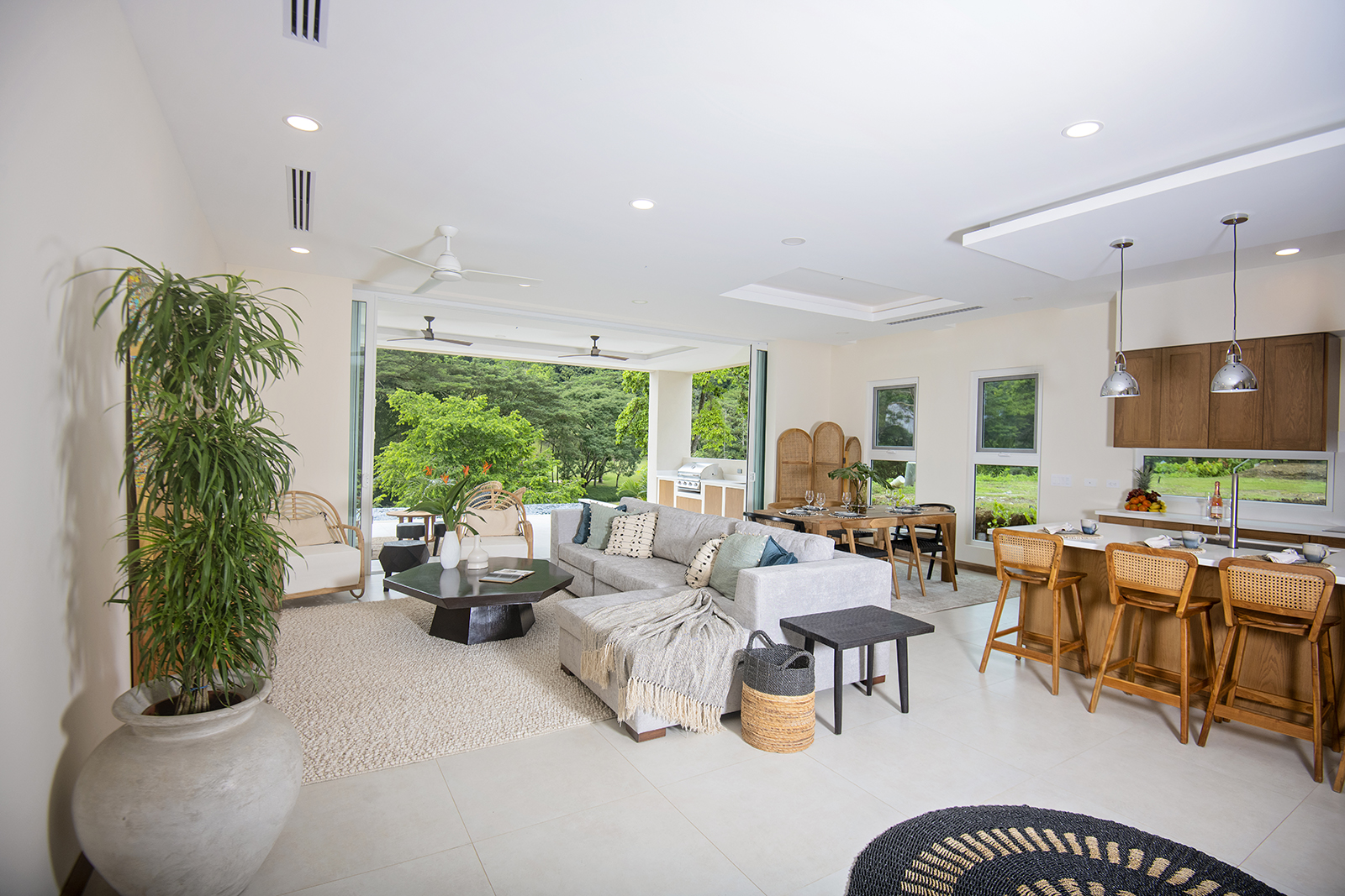 4 bed Single Family Homes For Sale in Herradura, Puntarenas - thumb 21