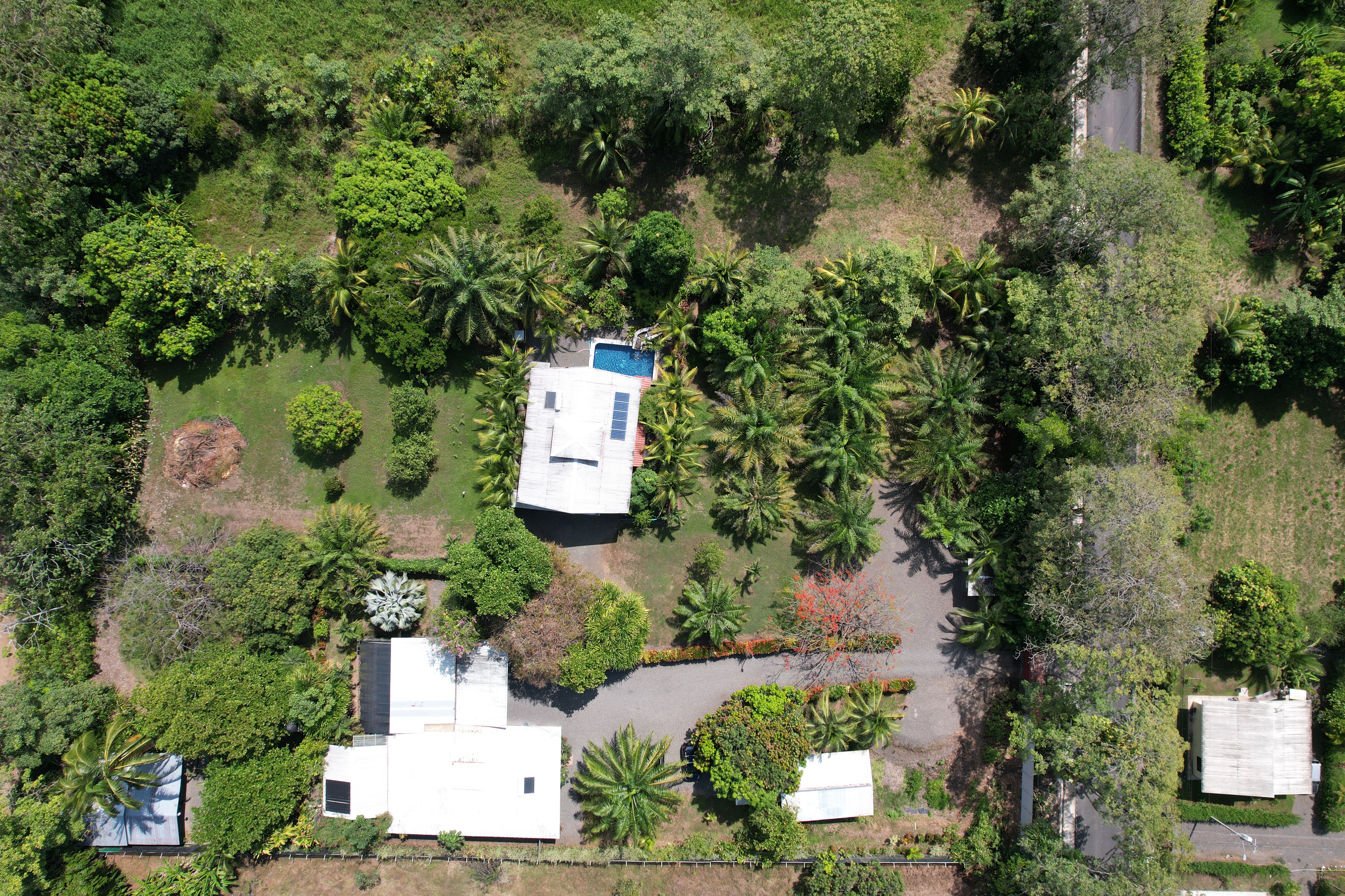 5 bed Hotel / Leisure For Sale in Playa Bandera, Puntarenas - thumb 1