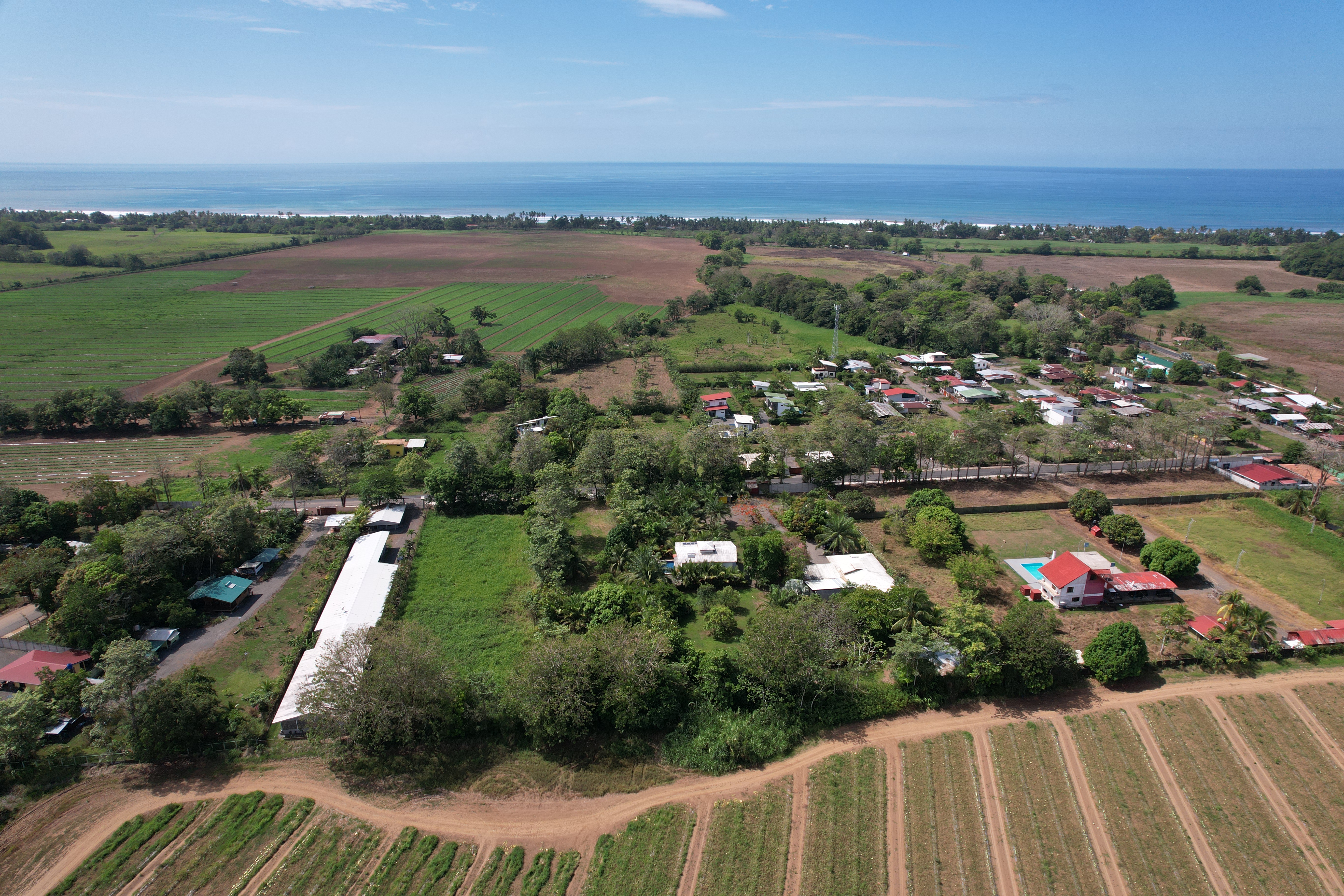 5 bed Hotel / Leisure For Sale in Playa Bandera, Puntarenas - thumb 2