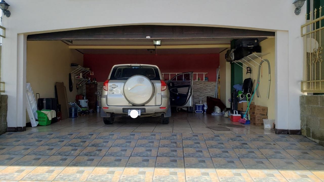 5 bed Single Family Homes For Sale in Grecia, Alajuela - thumb 2