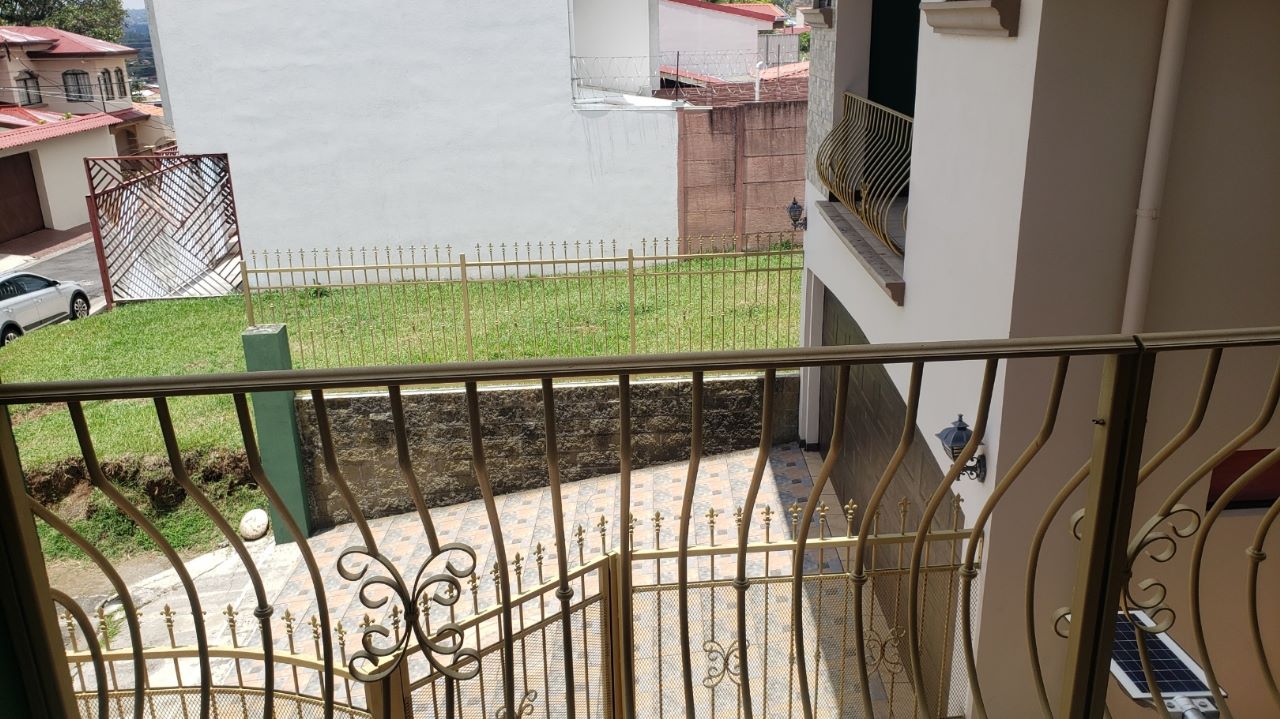 5 bed Single Family Homes For Sale in Grecia, Alajuela - thumb 3