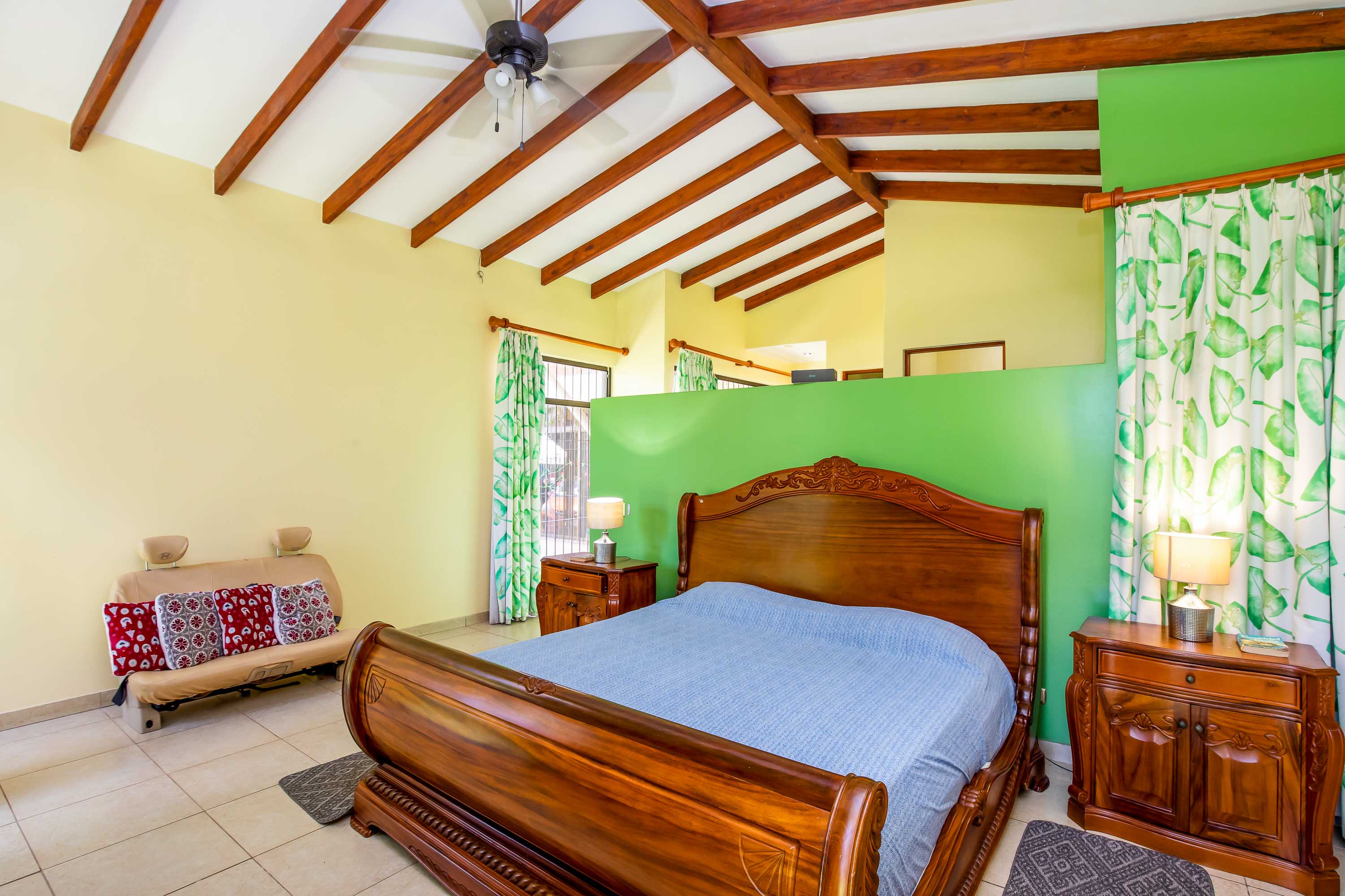 4 bed Single Family Homes For Sale in Quepos, Puntarenas - thumb 17