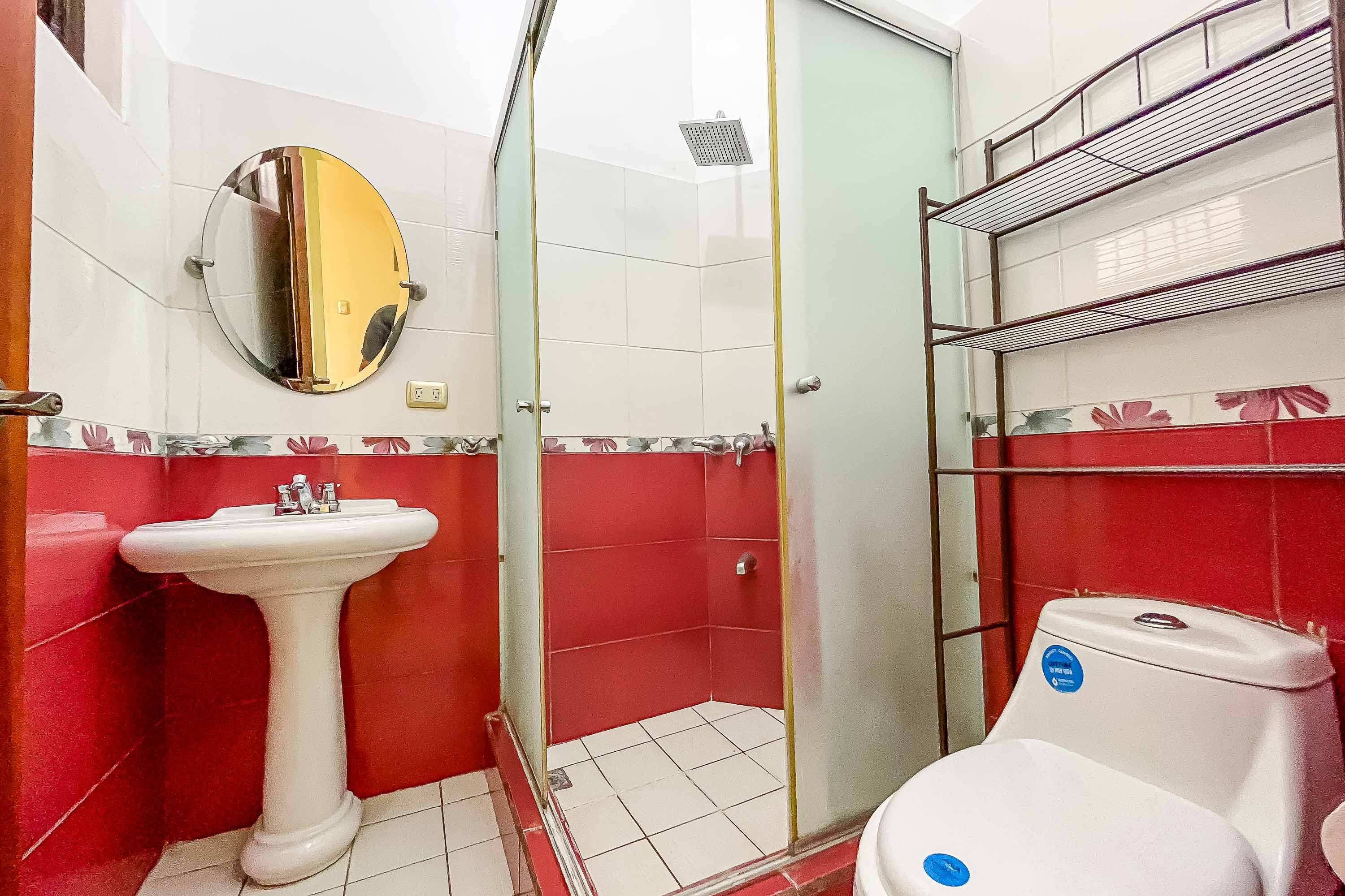 4 bed Single Family Homes For Sale in Quepos, Puntarenas - thumb 20