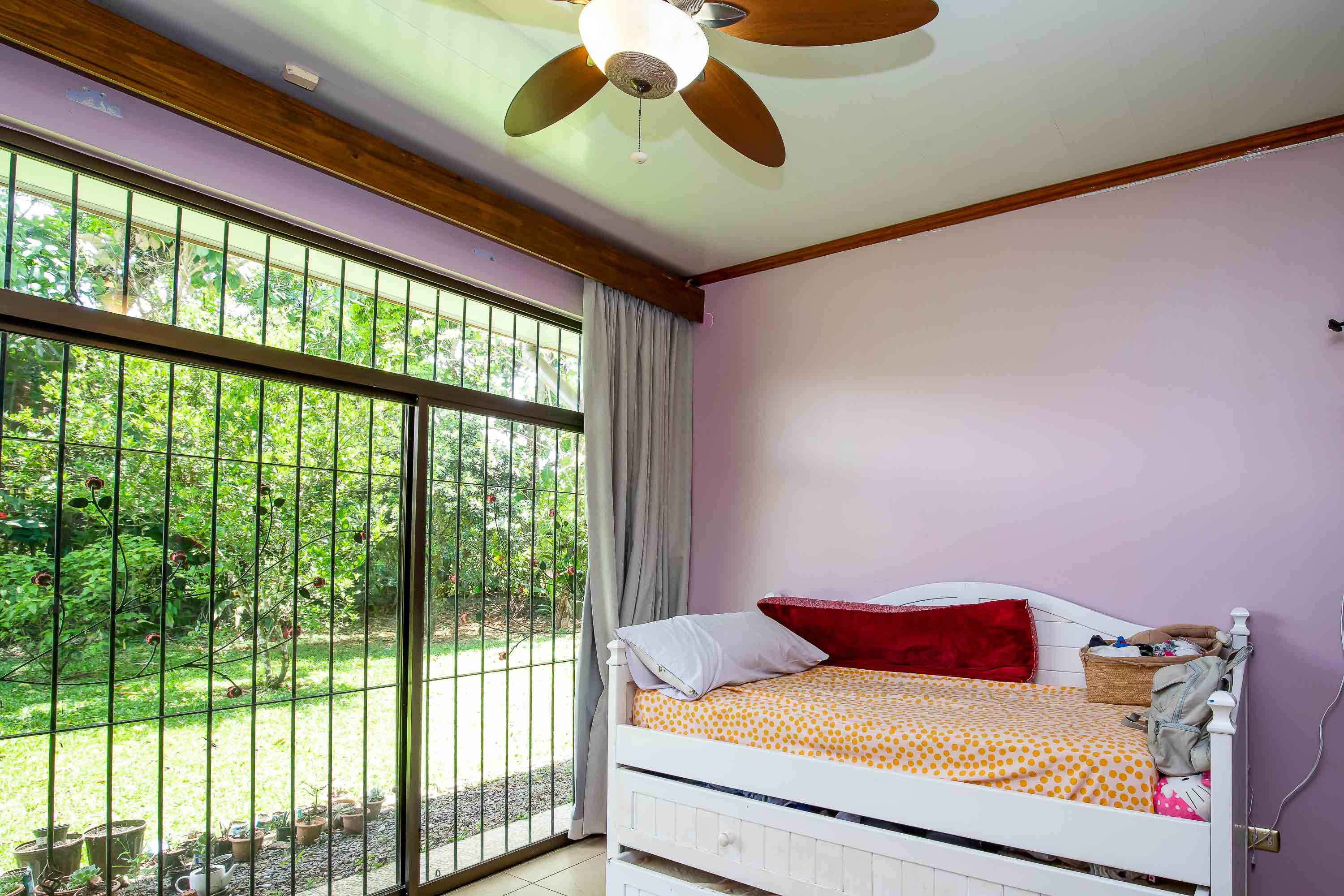 4 bed Single Family Homes For Sale in Quepos, Puntarenas - thumb 16