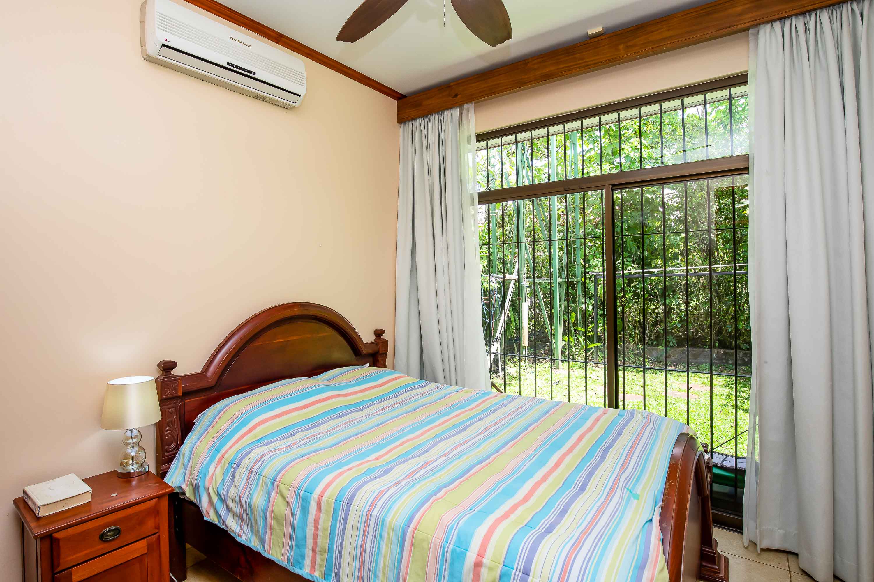 4 bed Single Family Homes For Sale in Quepos, Puntarenas - thumb 19