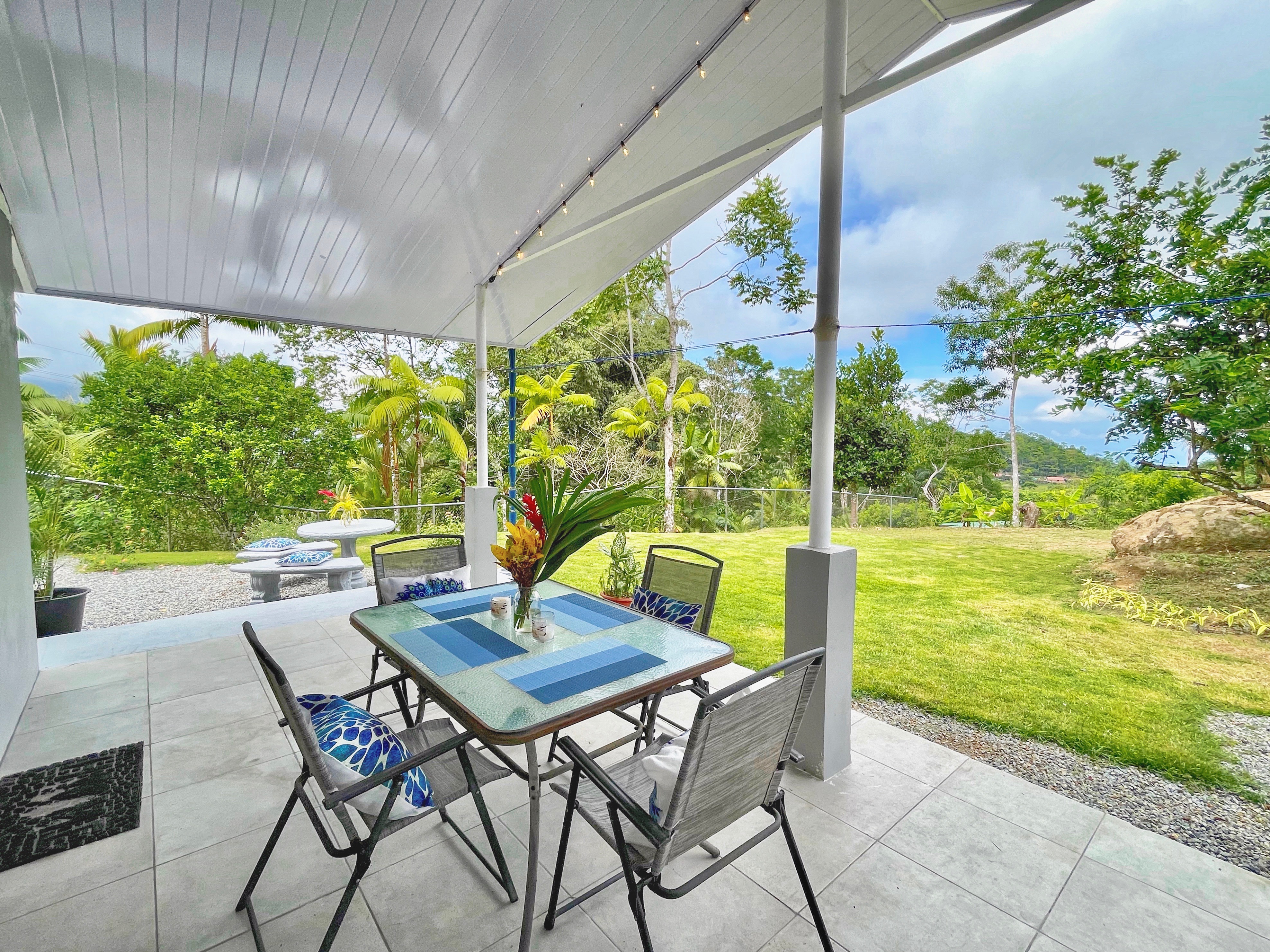 2 bed Single Family Homes For Sale in Dominical, Puntarenas - thumb 11