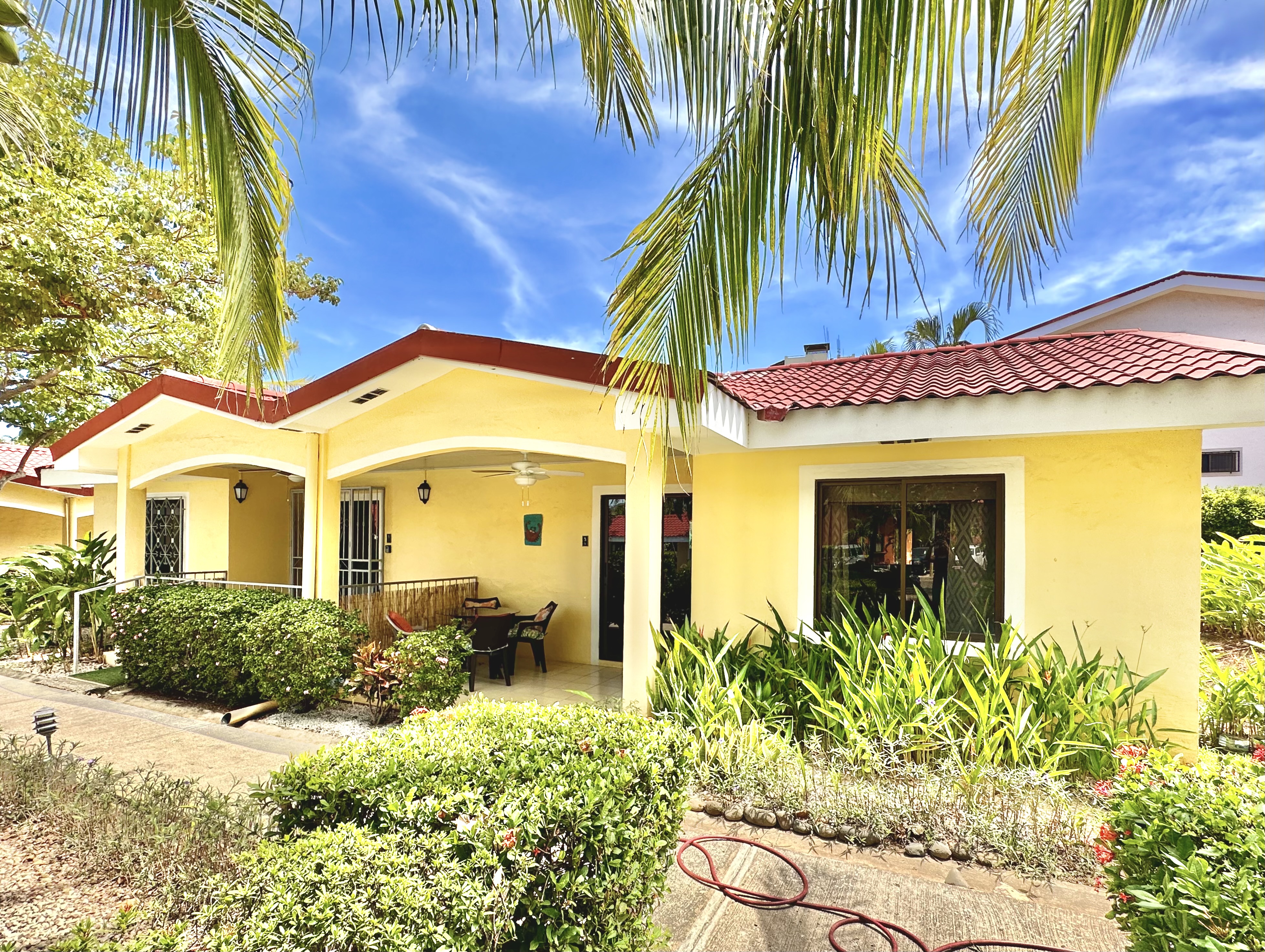 2 bed Condo For Sale in Playas Del Coco, Guanacaste - thumb 2