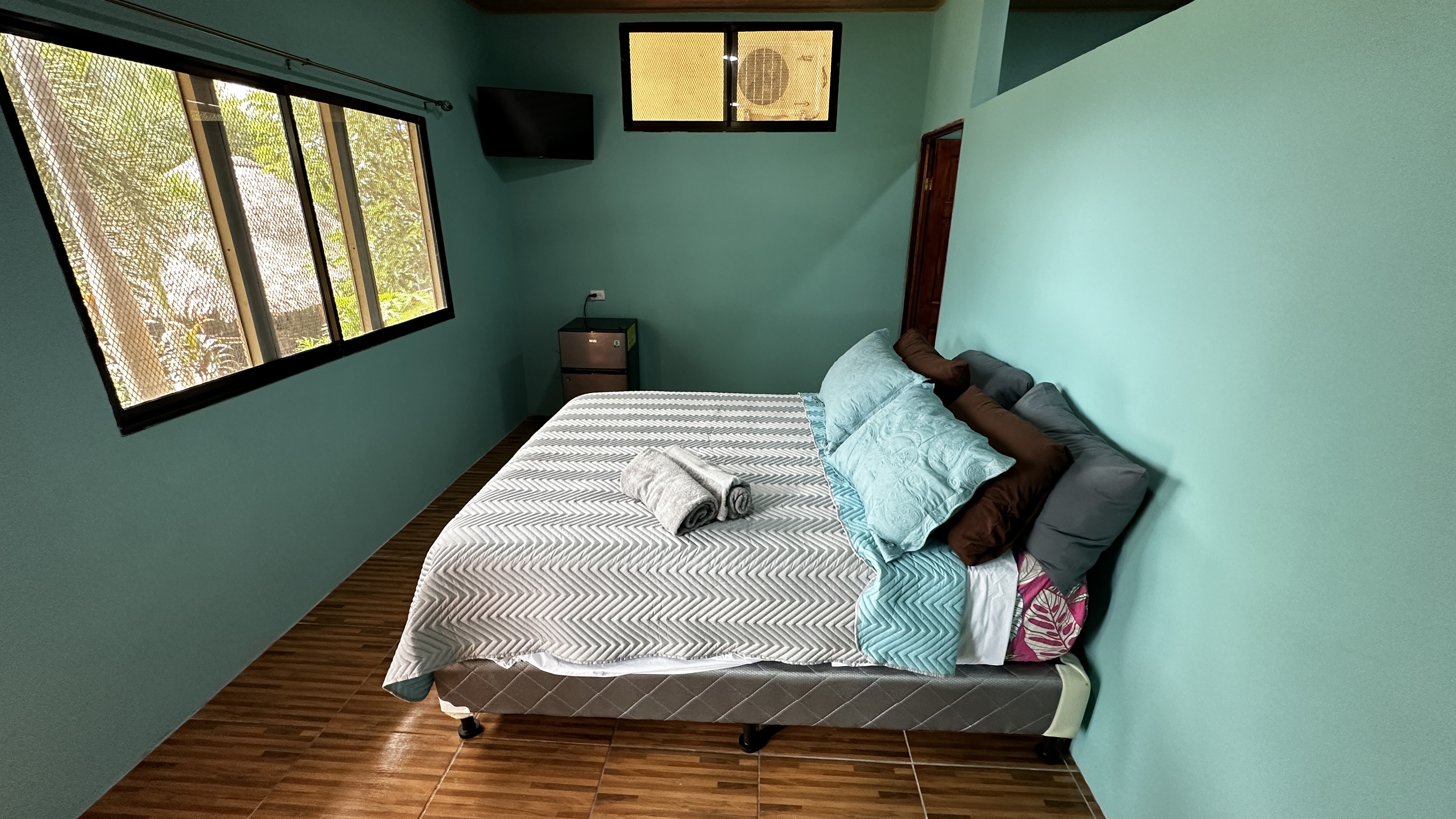 5 bed Single Family Homes For Sale in Esterillos, Puntarenas - thumb 11