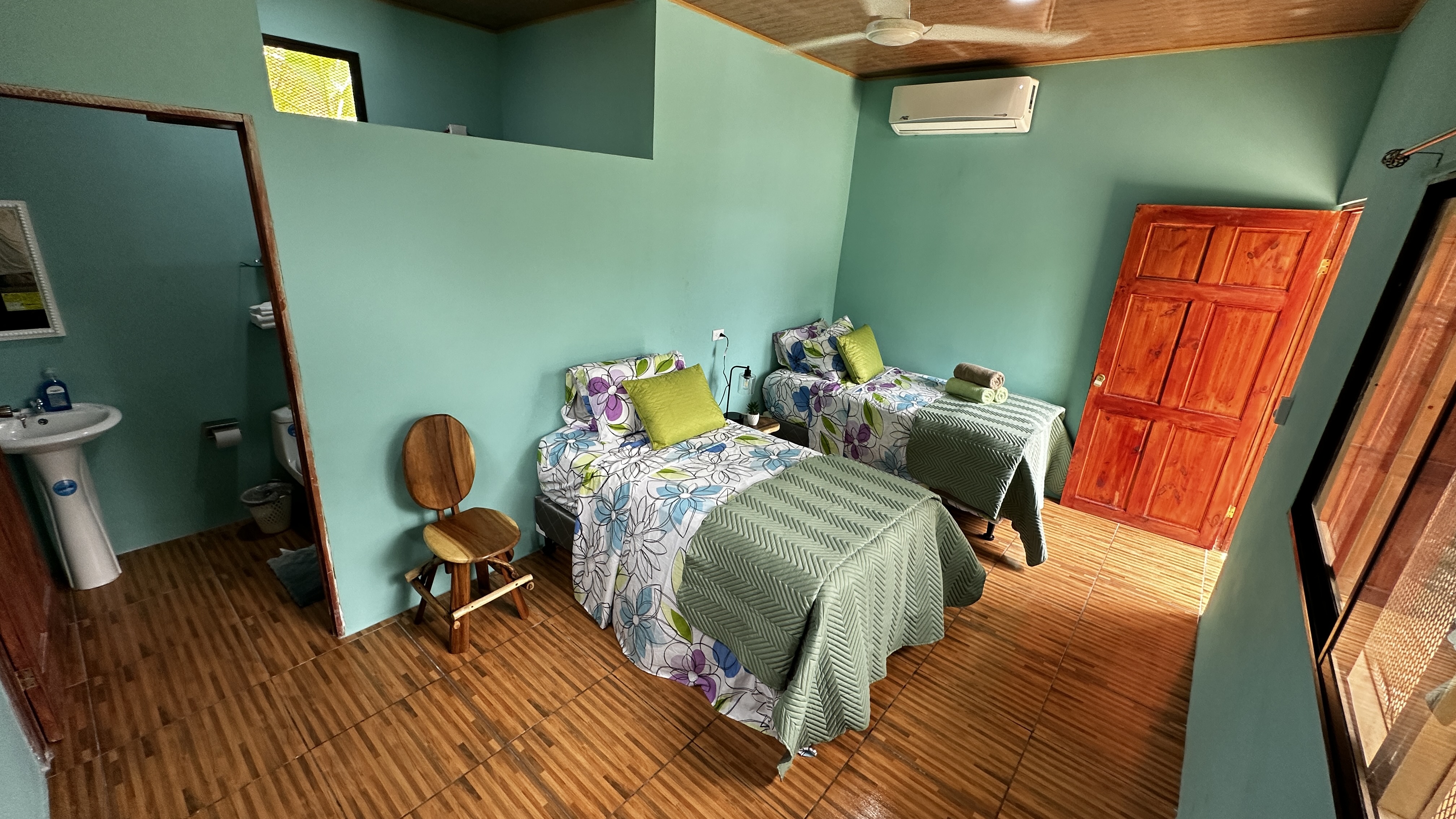 5 bed Single Family Homes For Sale in Esterillos, Puntarenas - thumb 15