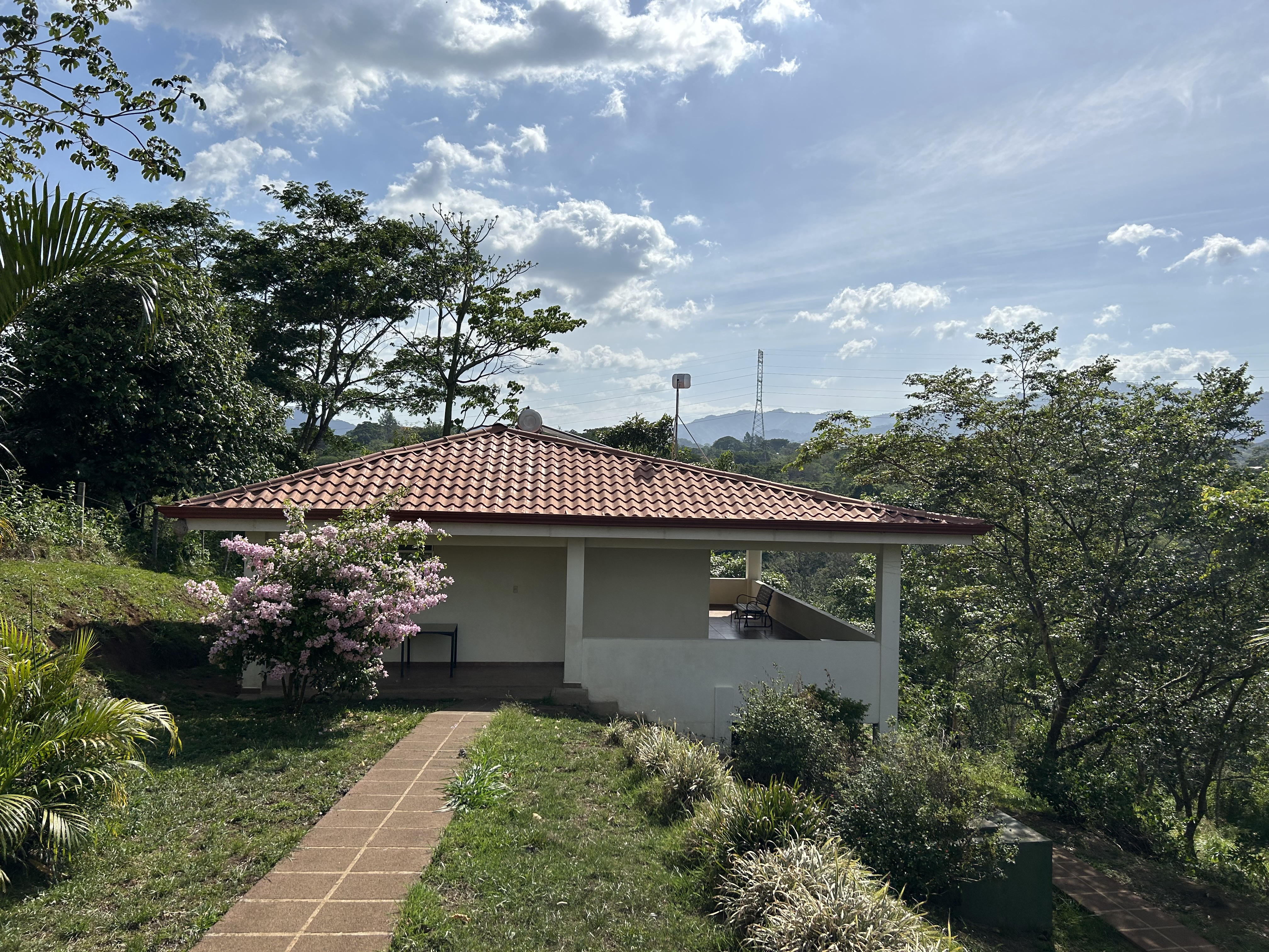 4 bed Single Family Homes For Sale in Atenas, Alajuela - thumb 4