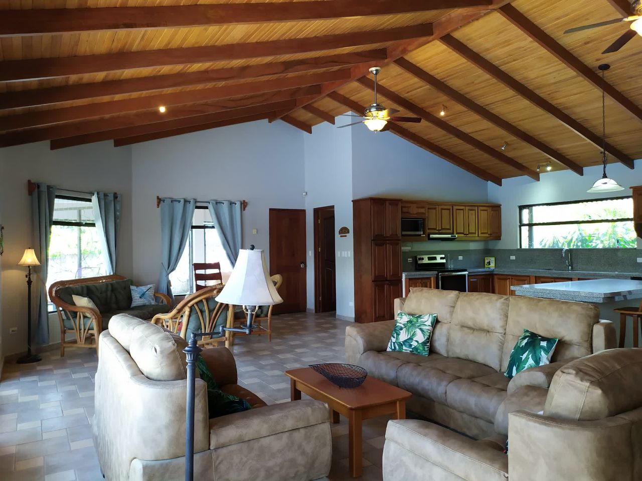 4 bed Single Family Homes For Sale in Atenas, Alajuela - thumb 7