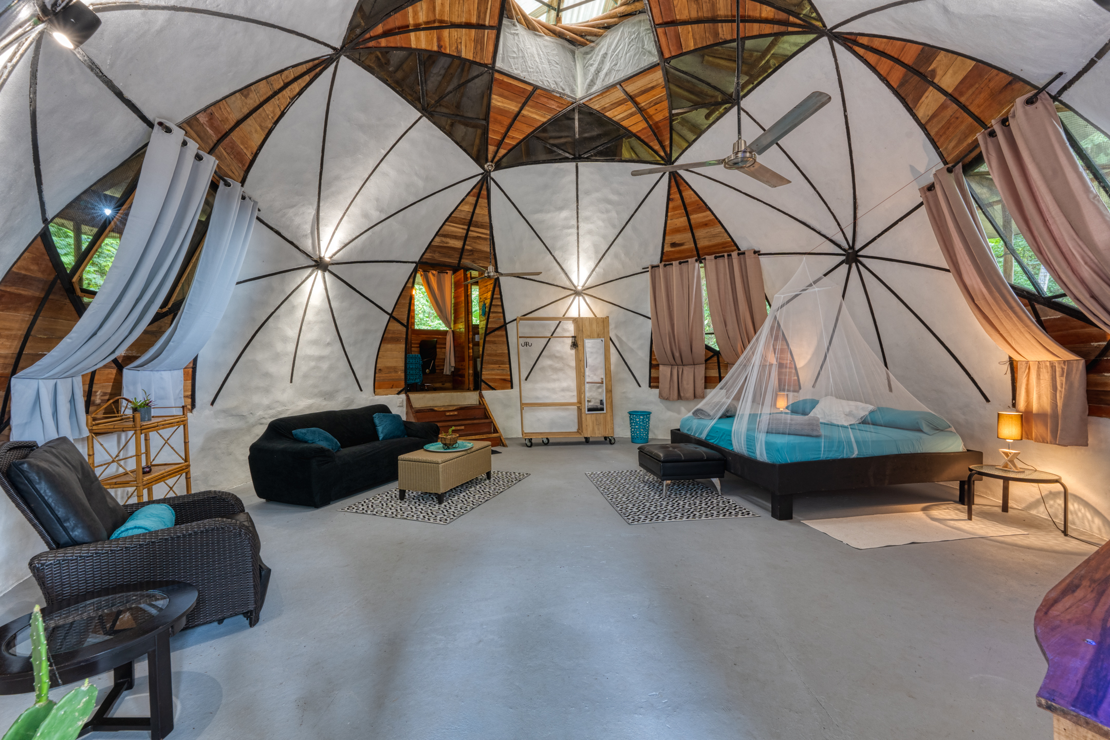 16 bed Hotel / Leisure For Sale in Dominical, Puntarenas - thumb 4