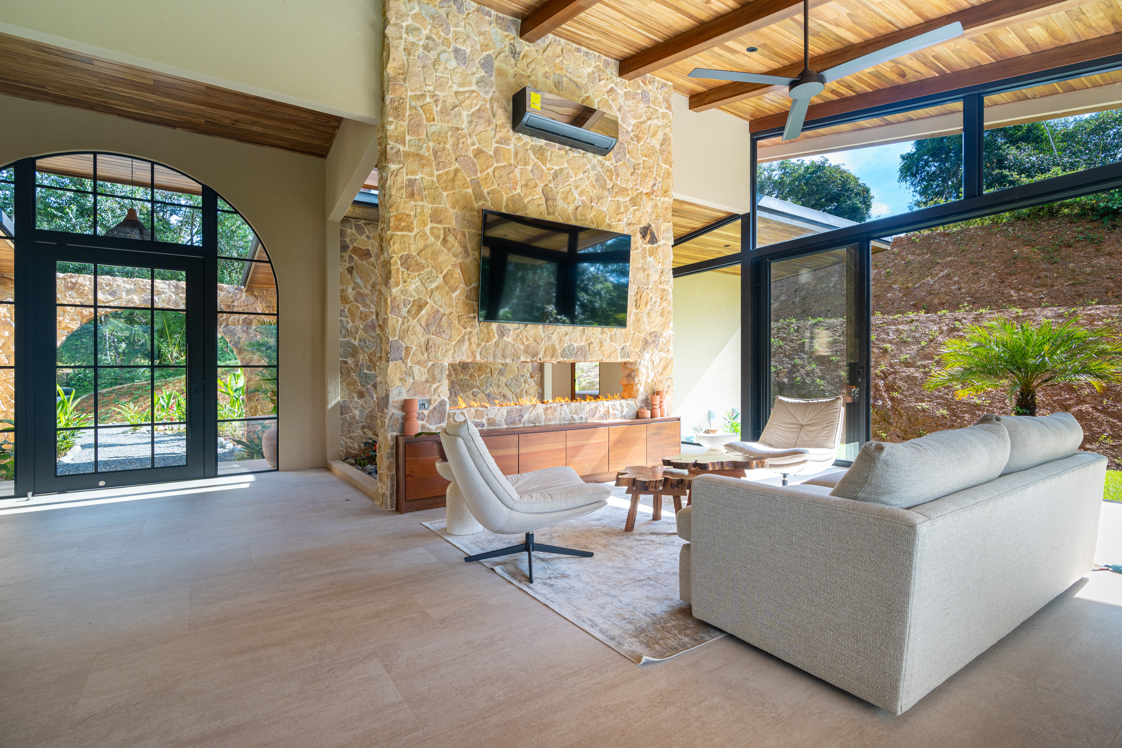 3 bed Single Family Homes For Sale in Ojochal, Puntarenas - thumb 16