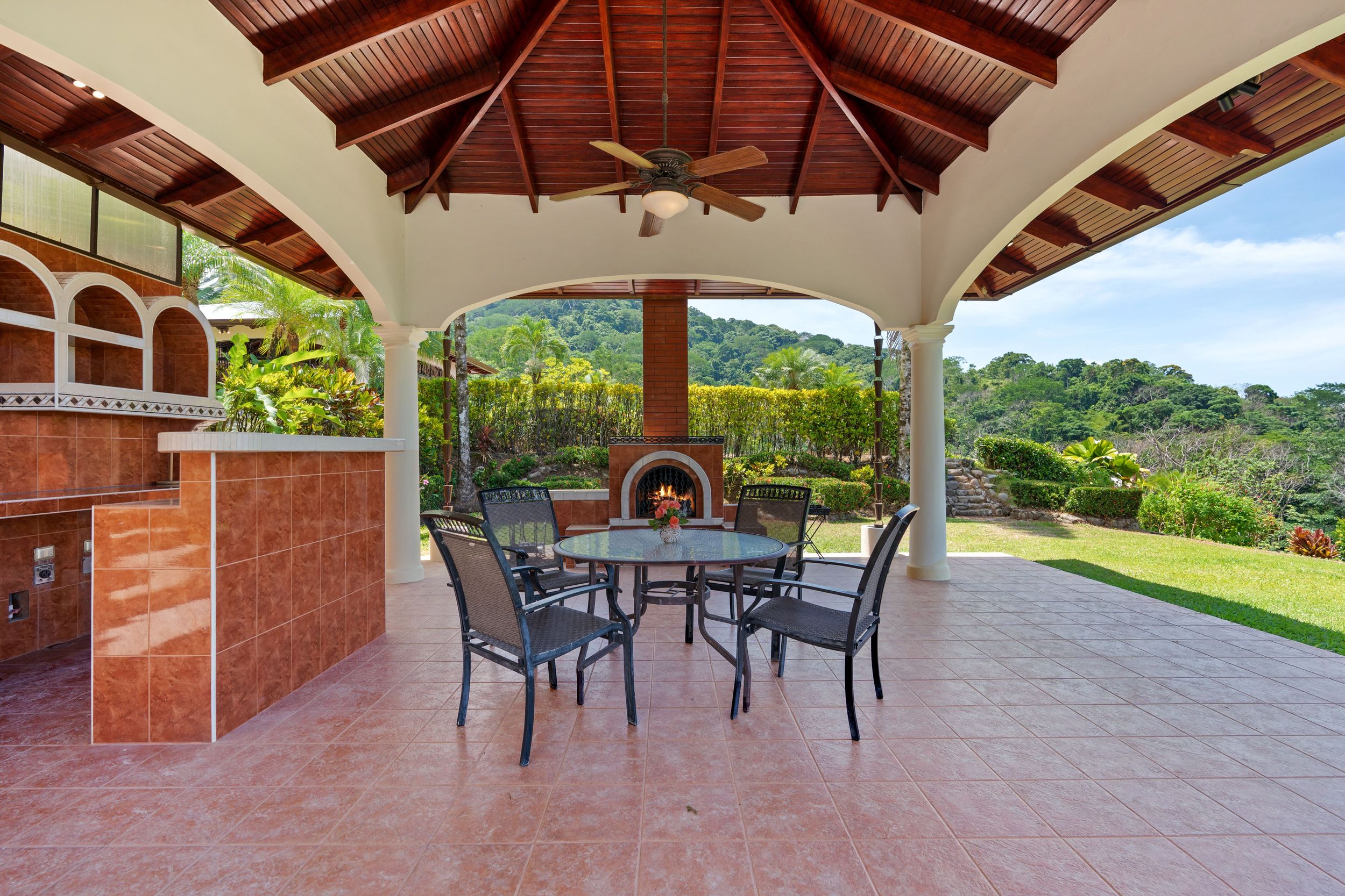 7 bed Single Family Homes For Sale in Ojochal, Puntarenas - thumb 16