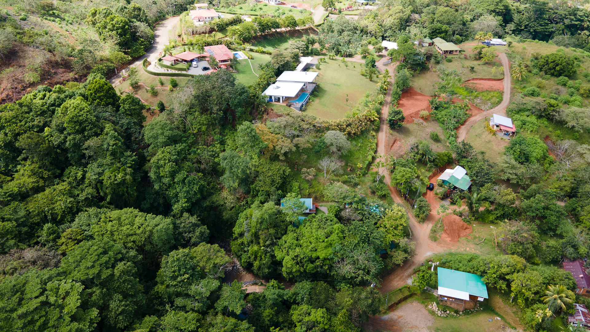 9 bed Single Family Homes For Sale in Ojochal, Puntarenas - thumb 3