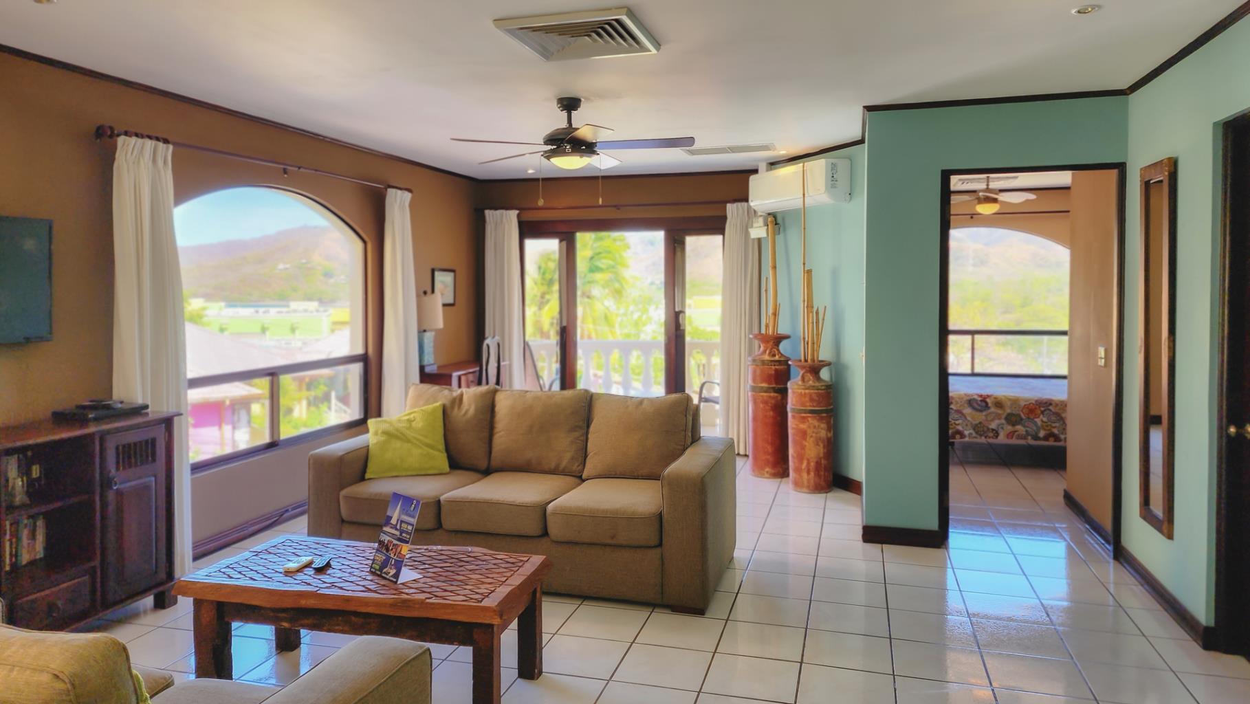 1 bed Condo For Sale in Playa Flamingo, Guanacaste - thumb 16