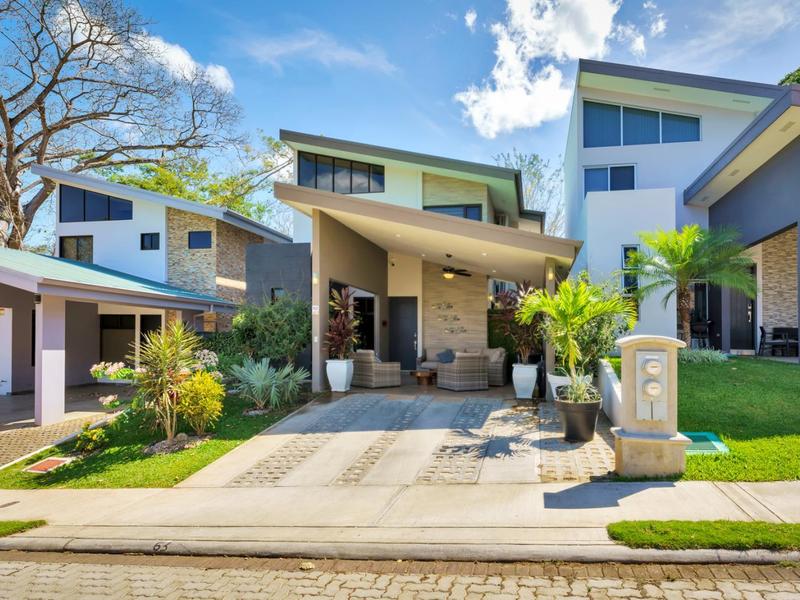 3 bed Single Family Homes For Sale in Playas Del Coco, Guanacaste - 1