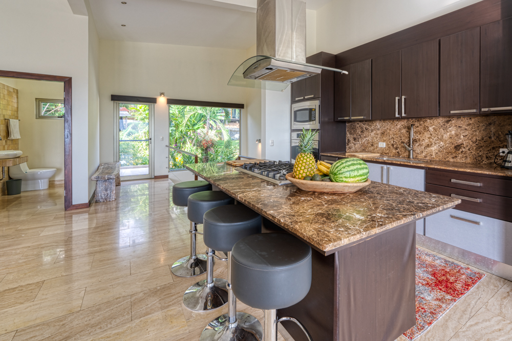 4 bed Single Family Homes For Sale in Uvita, Puntarenas - thumb 2