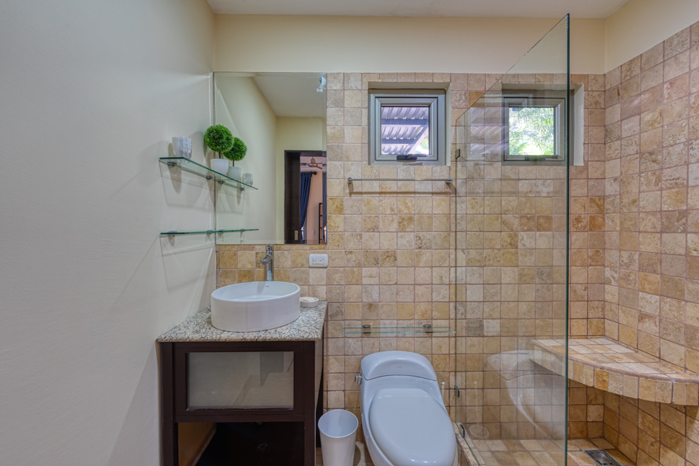 4 bed Single Family Homes For Sale in Uvita, Puntarenas - thumb 15