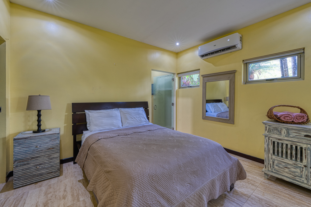 4 bed Single Family Homes For Sale in Uvita, Puntarenas - thumb 23