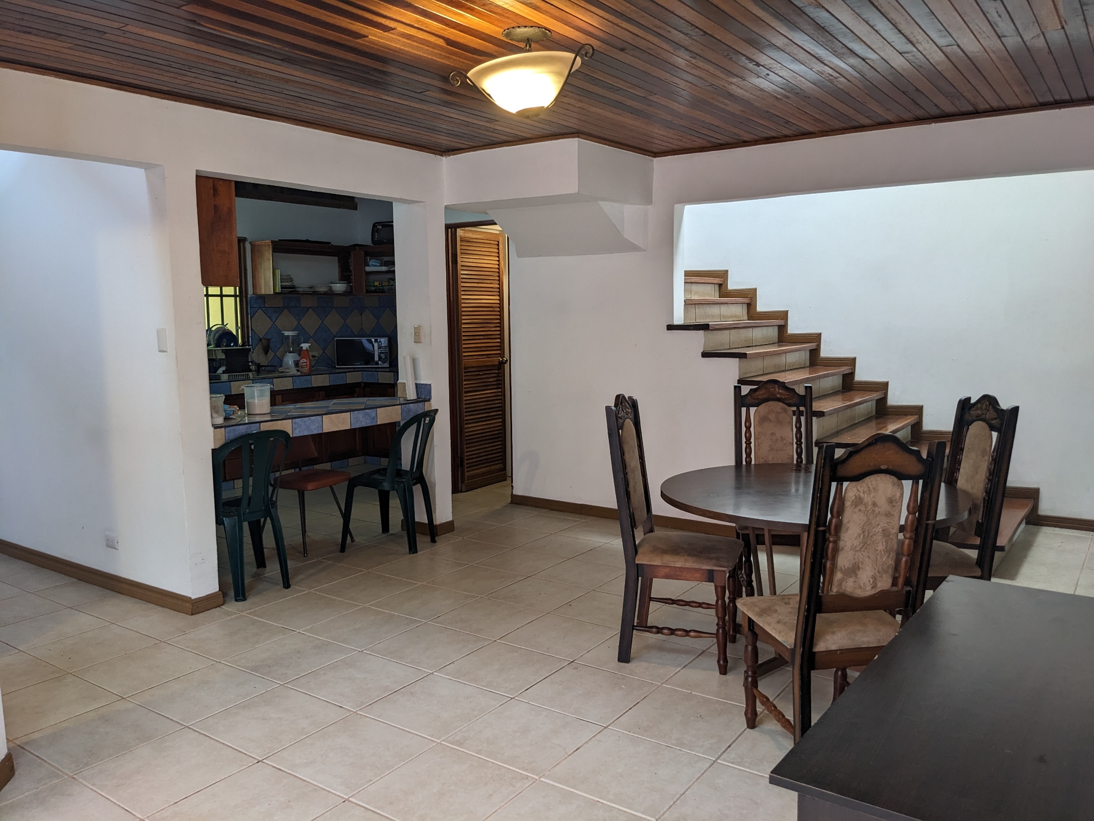 4 bed Single Family Homes For Sale in San Pedro, San Jose - thumb 4