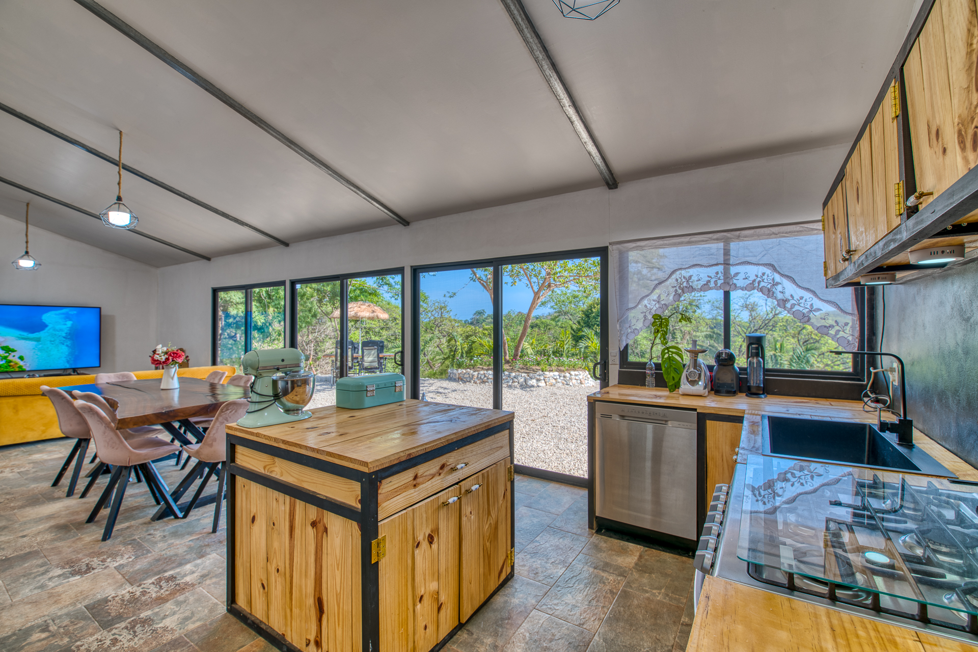 6 bed Single Family Homes For Sale in Samara, Guanacaste - thumb 3