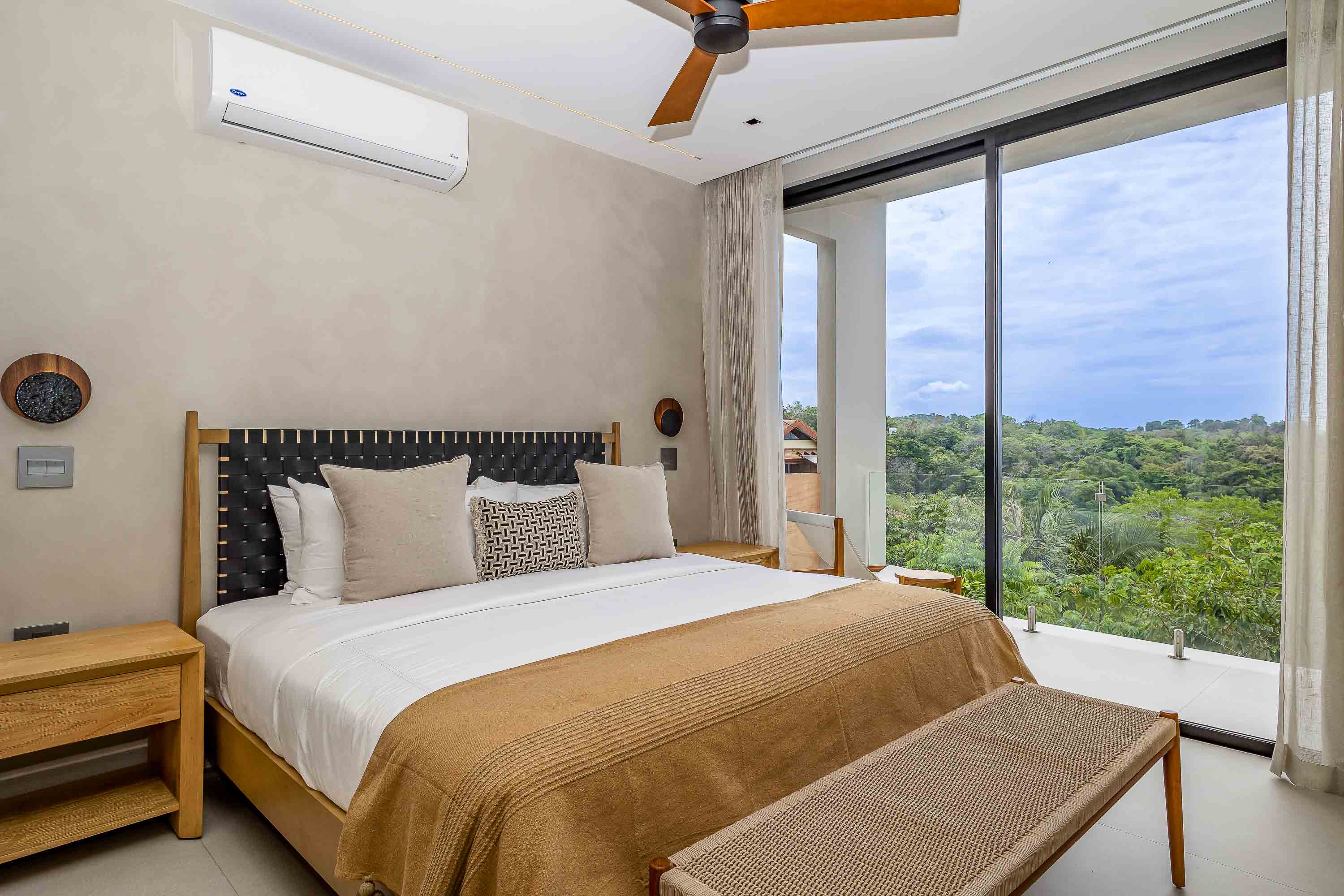6 bed Single Family Homes For Sale in Manuel Antonio, Puntarenas - thumb 21