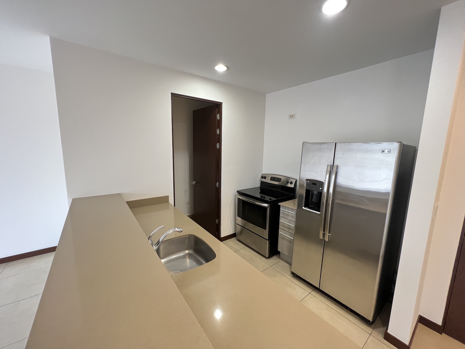 1 bed Apartment For Sale in Escazu, San Jose - thumb 3