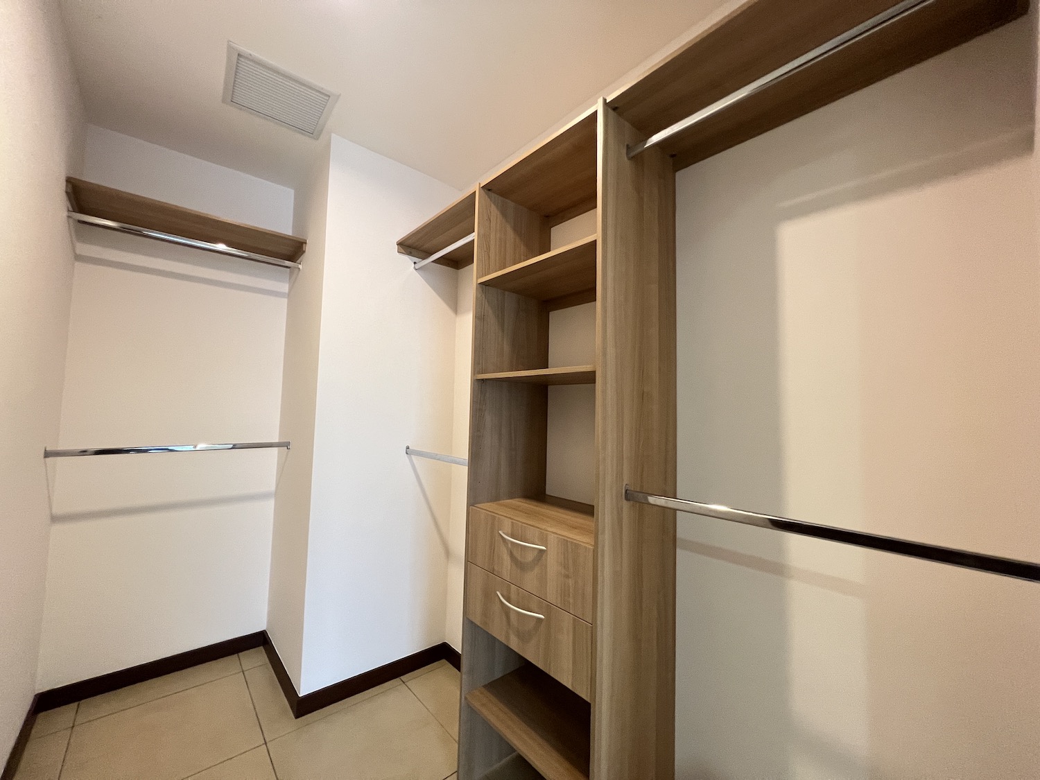 1 bed Apartment For Sale in Escazu, San Jose - thumb 12