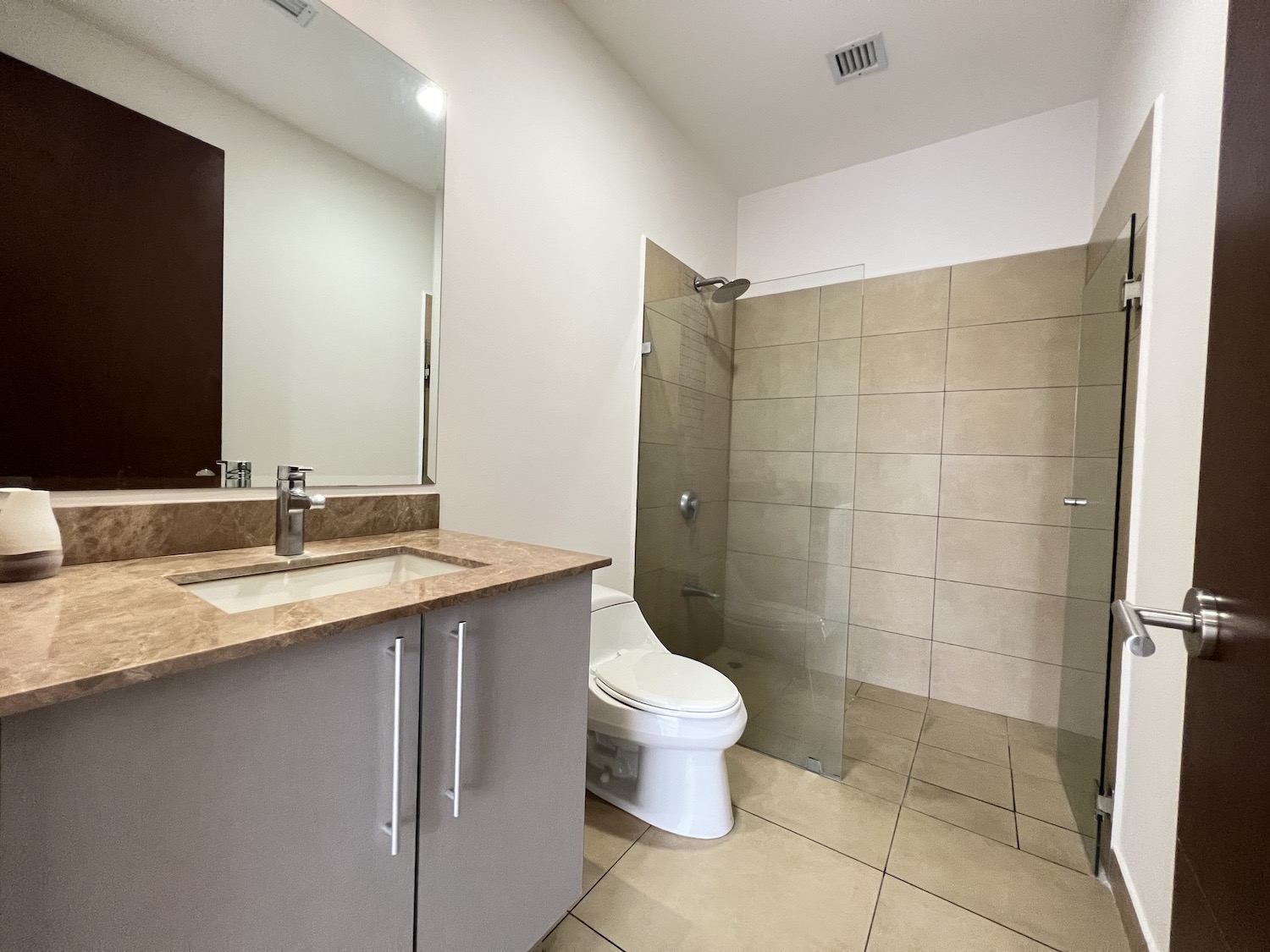 1 bed Apartment For Sale in Escazu, San Jose - thumb 13