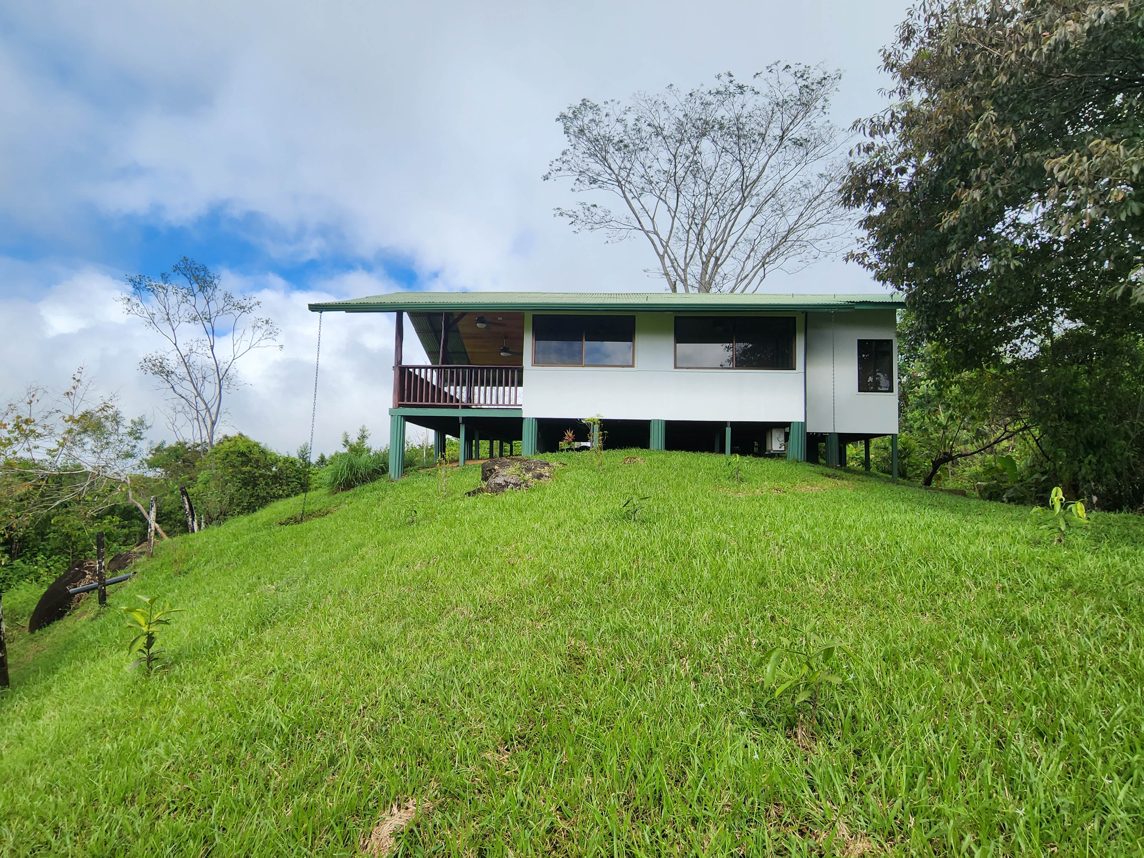 1 bed Single Family Homes For Sale in Dominical, Puntarenas - thumb 5