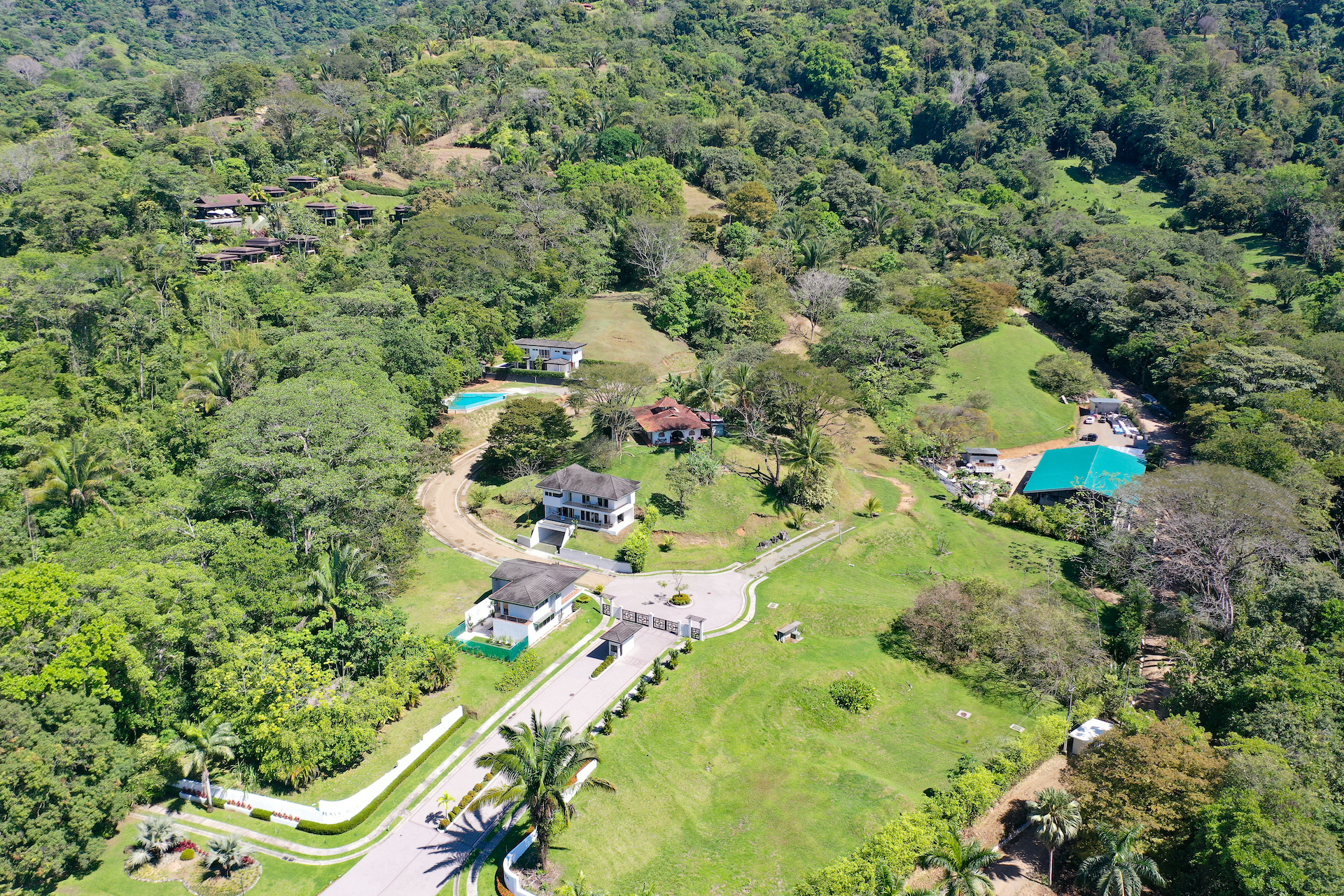 3 bed Single Family Homes For Sale in Uvita, Puntarenas - thumb 4