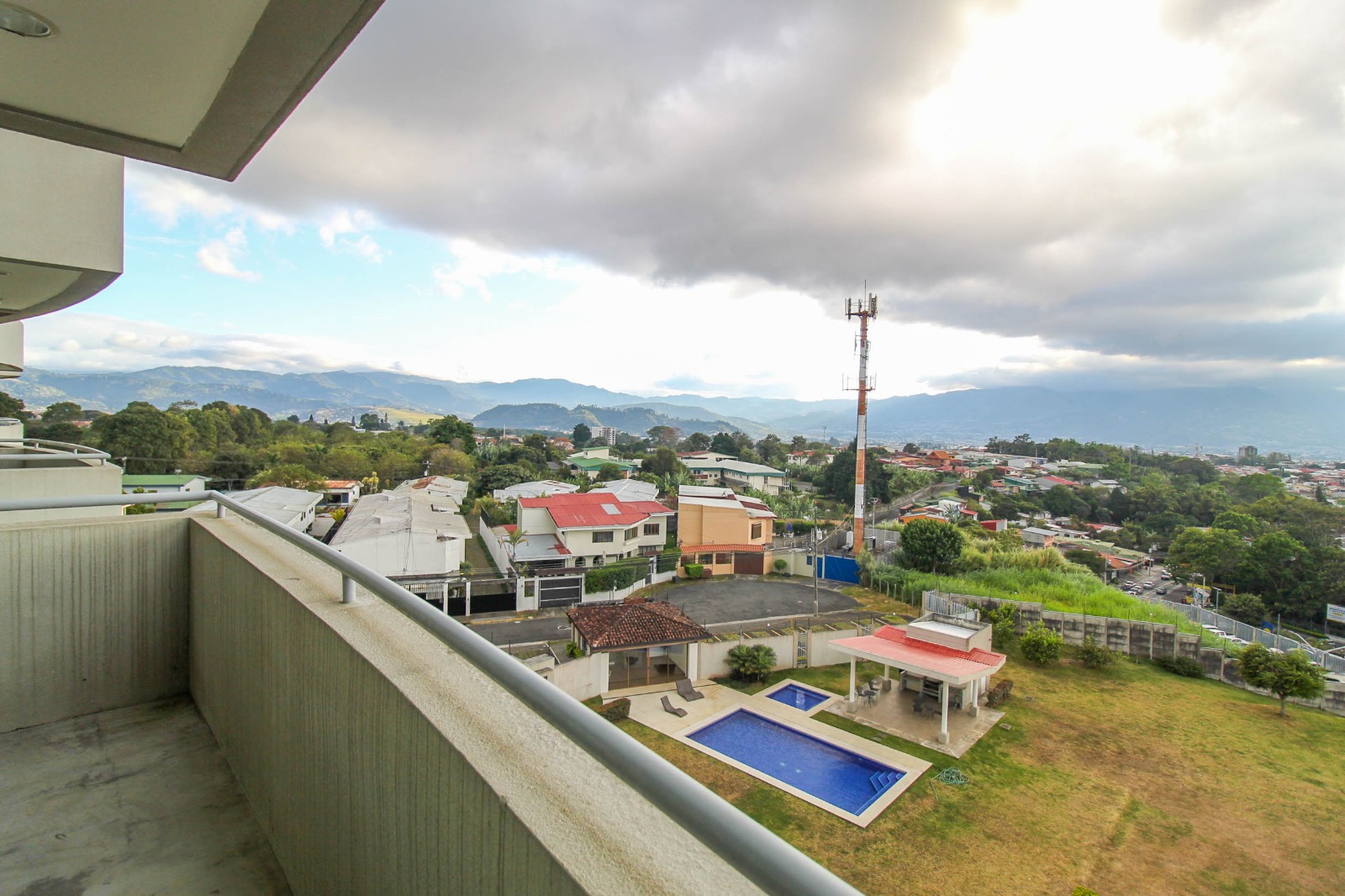 2 bed Condo For Rent in Granadilla, San Jose - thumb 10