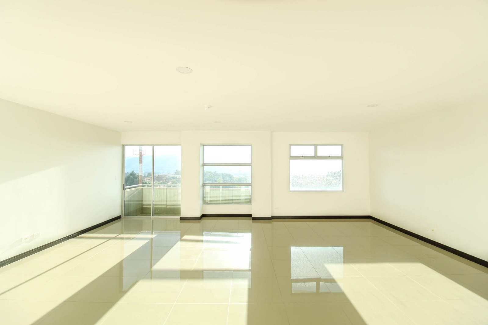 2 bed Condo For Rent in Granadilla, San Jose - thumb 7