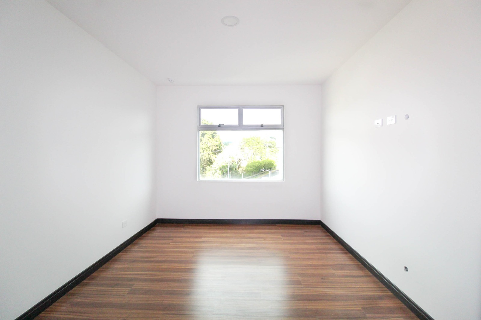 2 bed Condo For Rent in Granadilla, San Jose - thumb 8