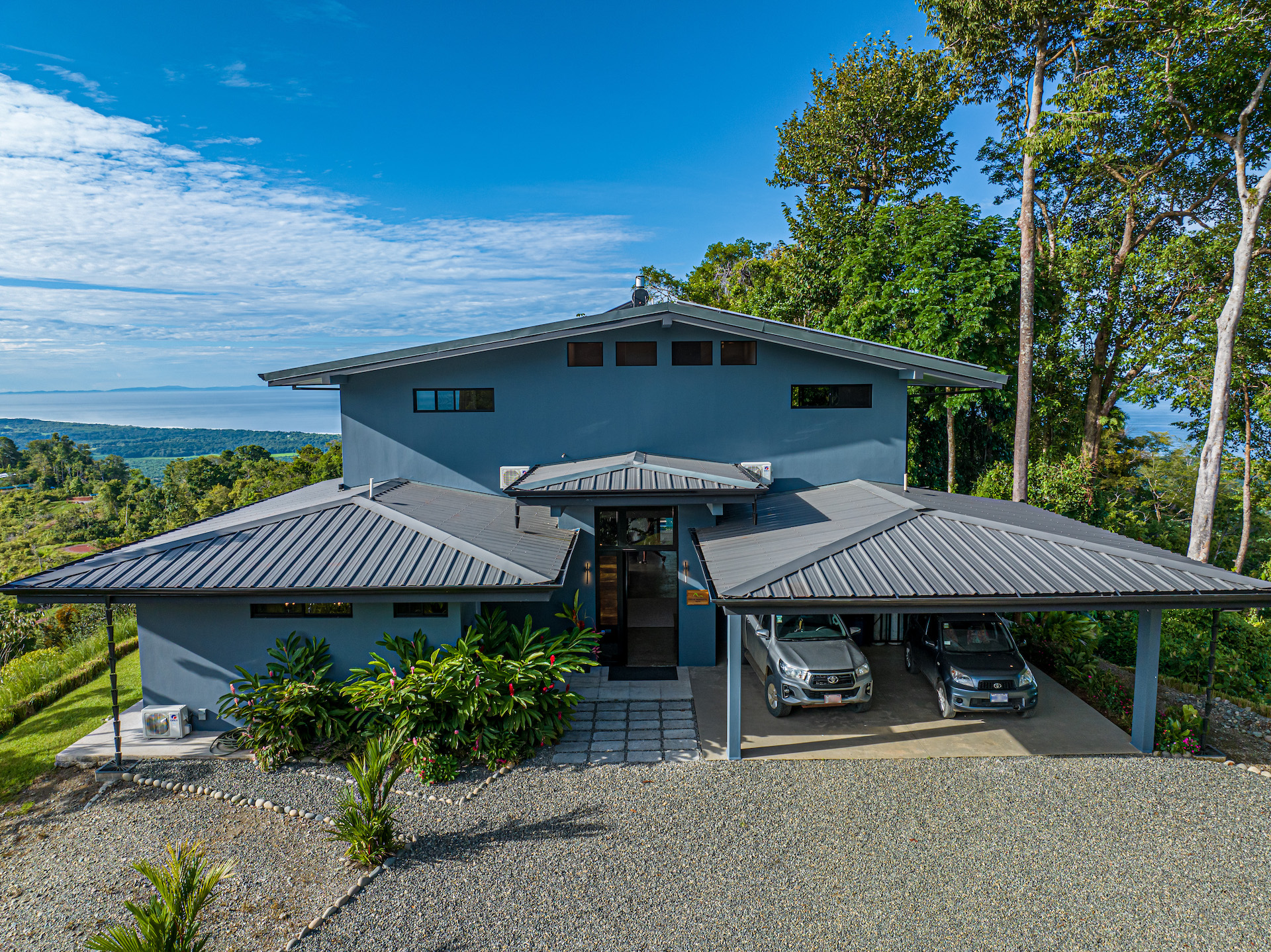 4 bed Single Family Homes For Sale in Savegre, Puntarenas - thumb 2