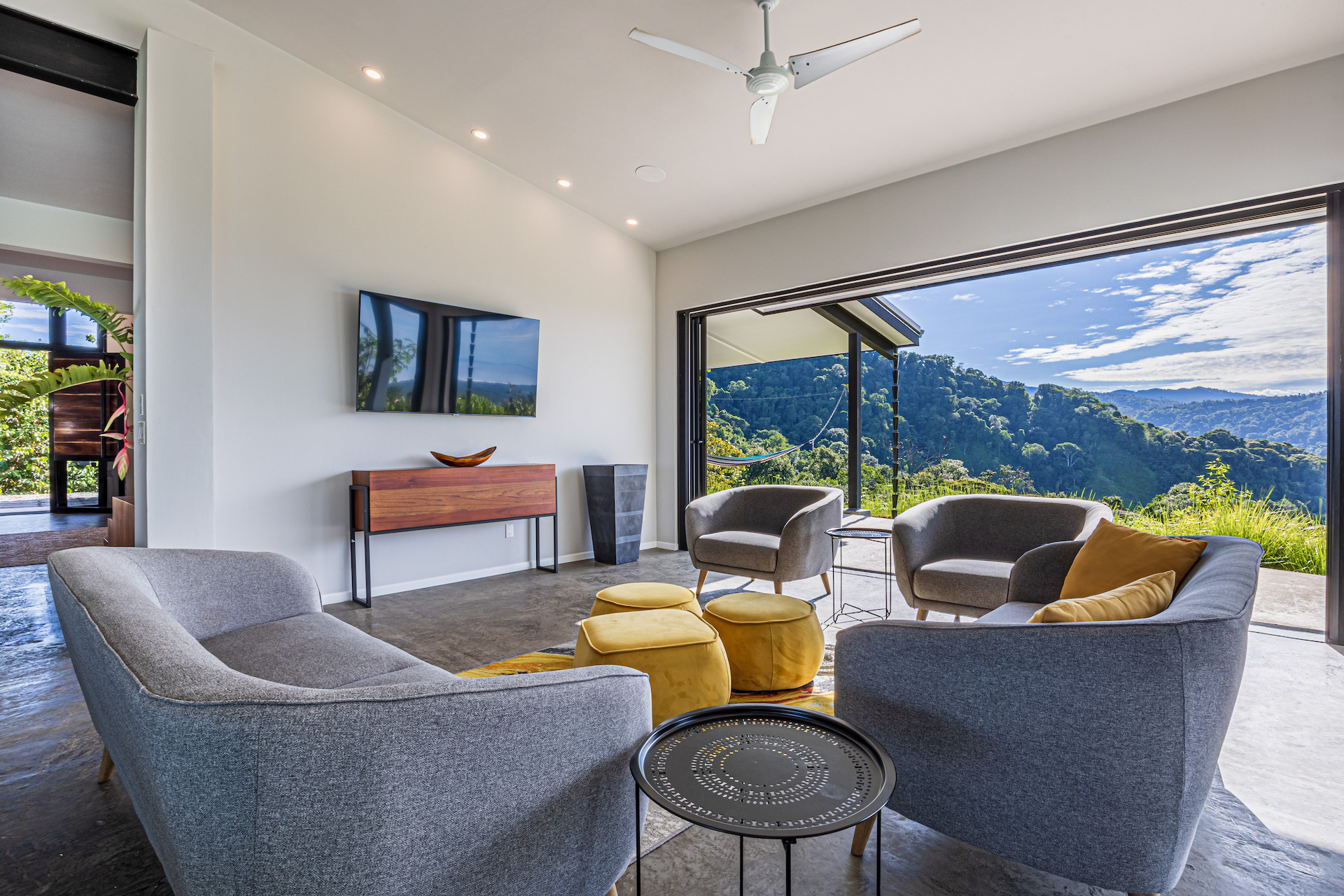 4 bed Single Family Homes For Sale in Savegre, Puntarenas - thumb 8