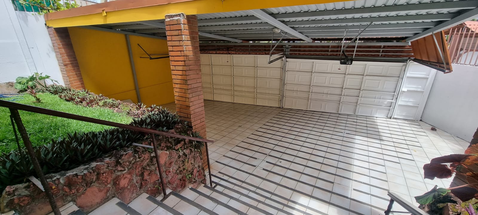 4 bed Single Family Homes For Sale in Ciudad Cariari, Heredia - thumb 25