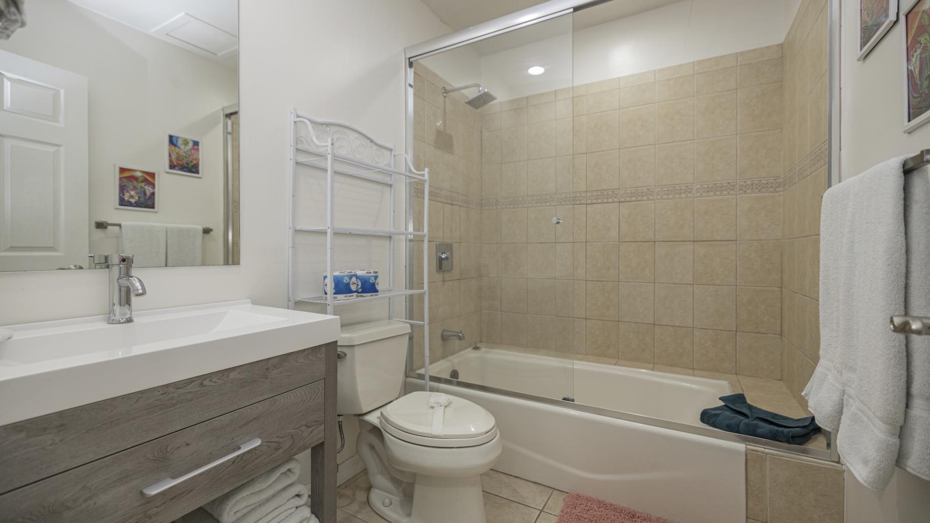 2 bed Condo For Sale in Playas Del Coco, Guanacaste - thumb 6