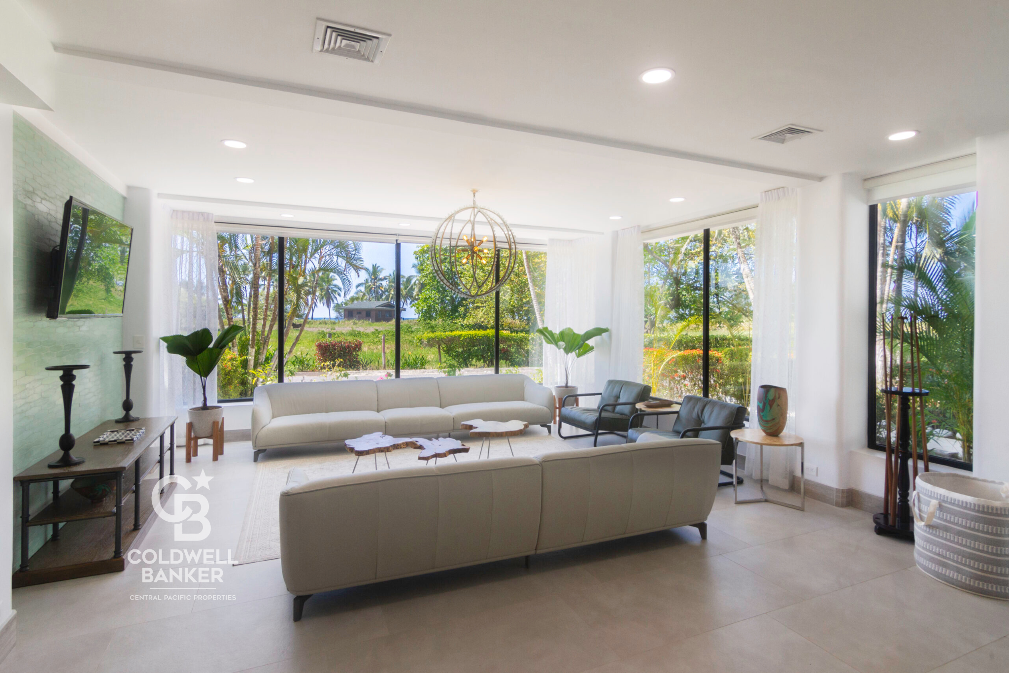 6 bed Single Family Homes For Sale in Jaco, Puntarenas - thumb 4