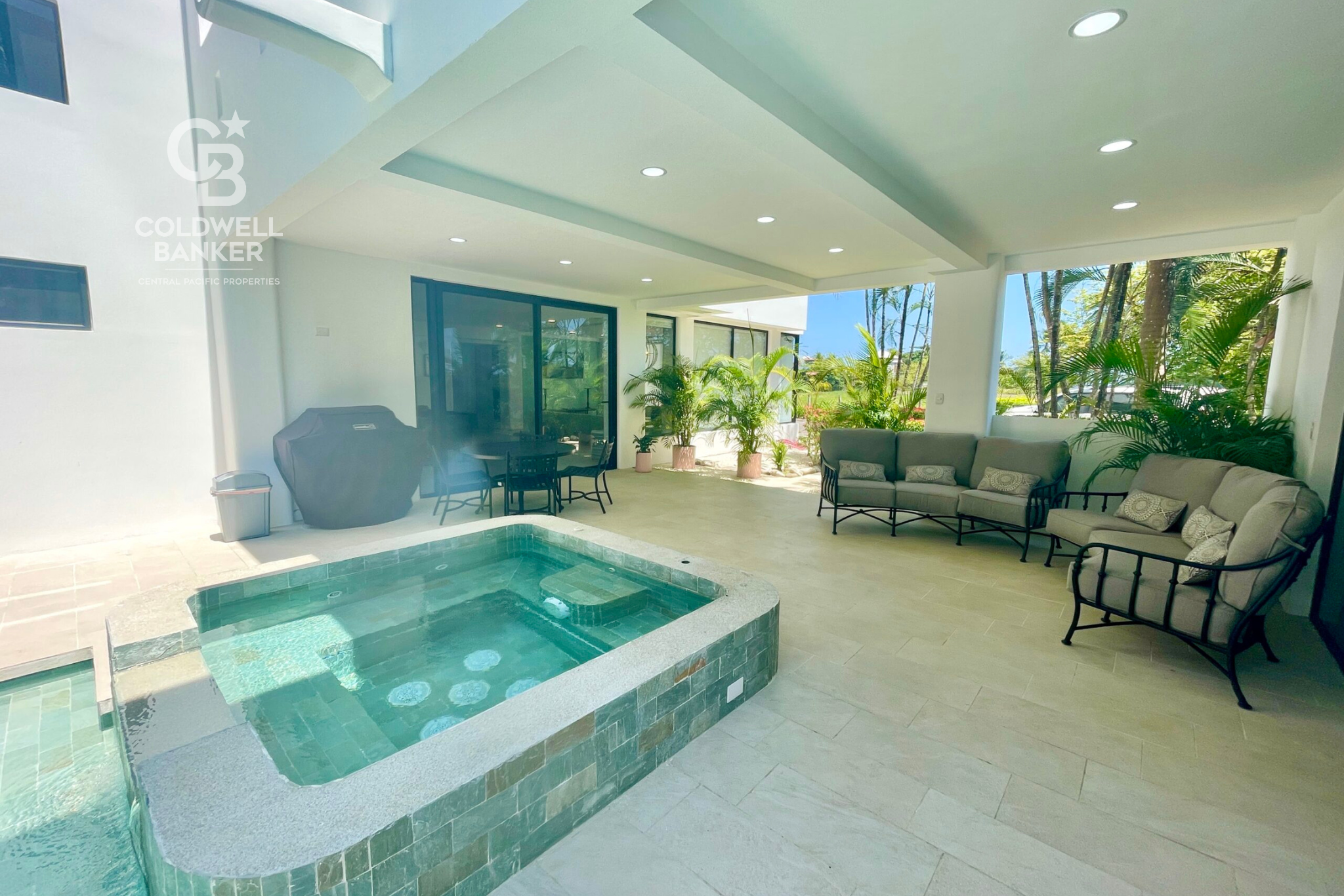 6 bed Single Family Homes For Sale in Jaco, Puntarenas - thumb 12