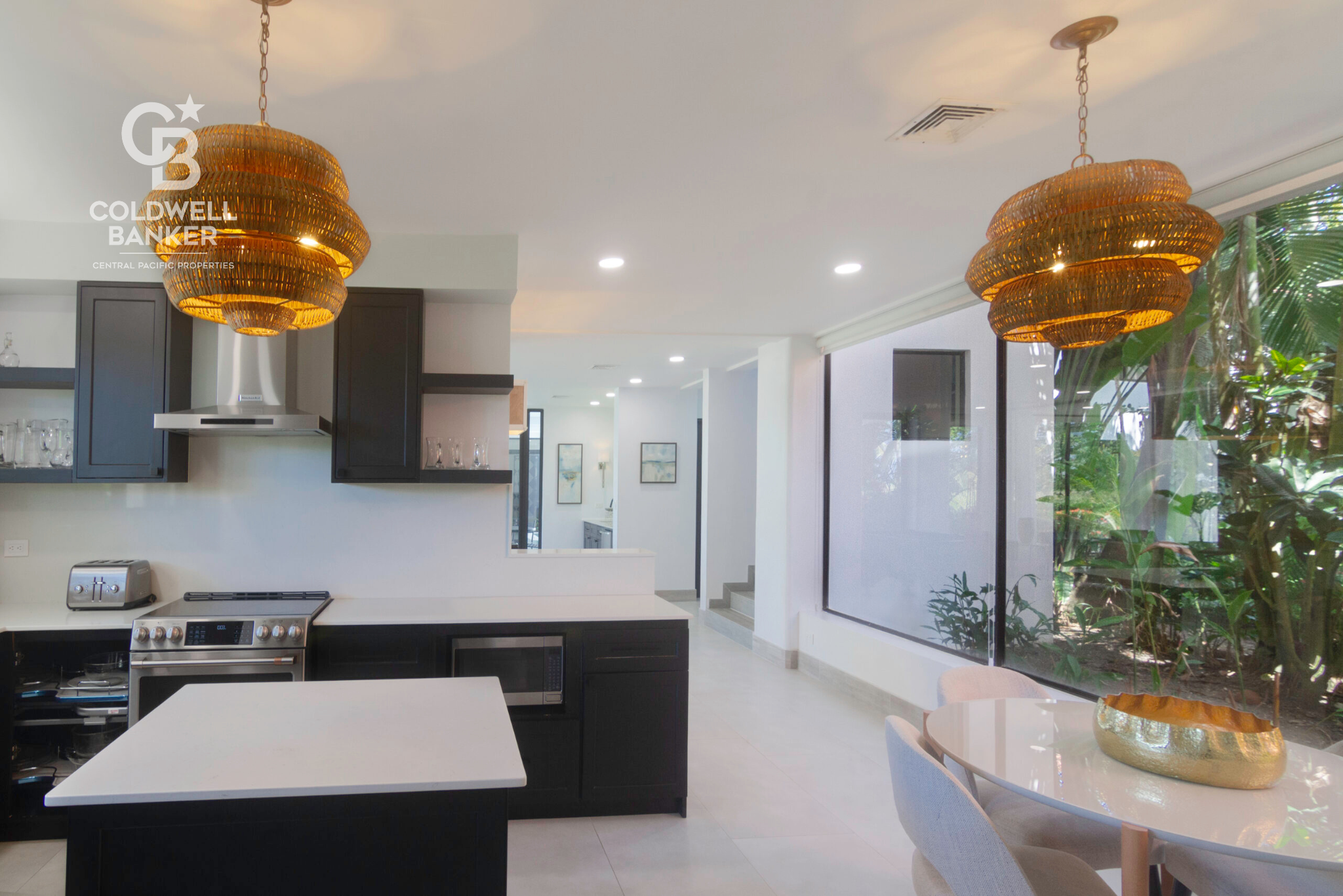 6 bed Single Family Homes For Sale in Jaco, Puntarenas - thumb 3