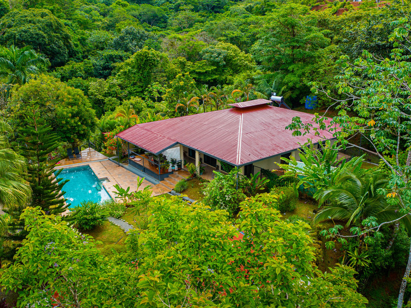 4 bed Single Family Homes For Sale in Ojochal, Puntarenas - 1