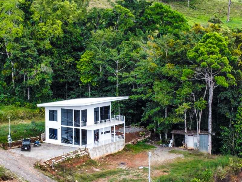 4 bed Single Family Homes For Sale in Perez Zeledon, San Jose - 1