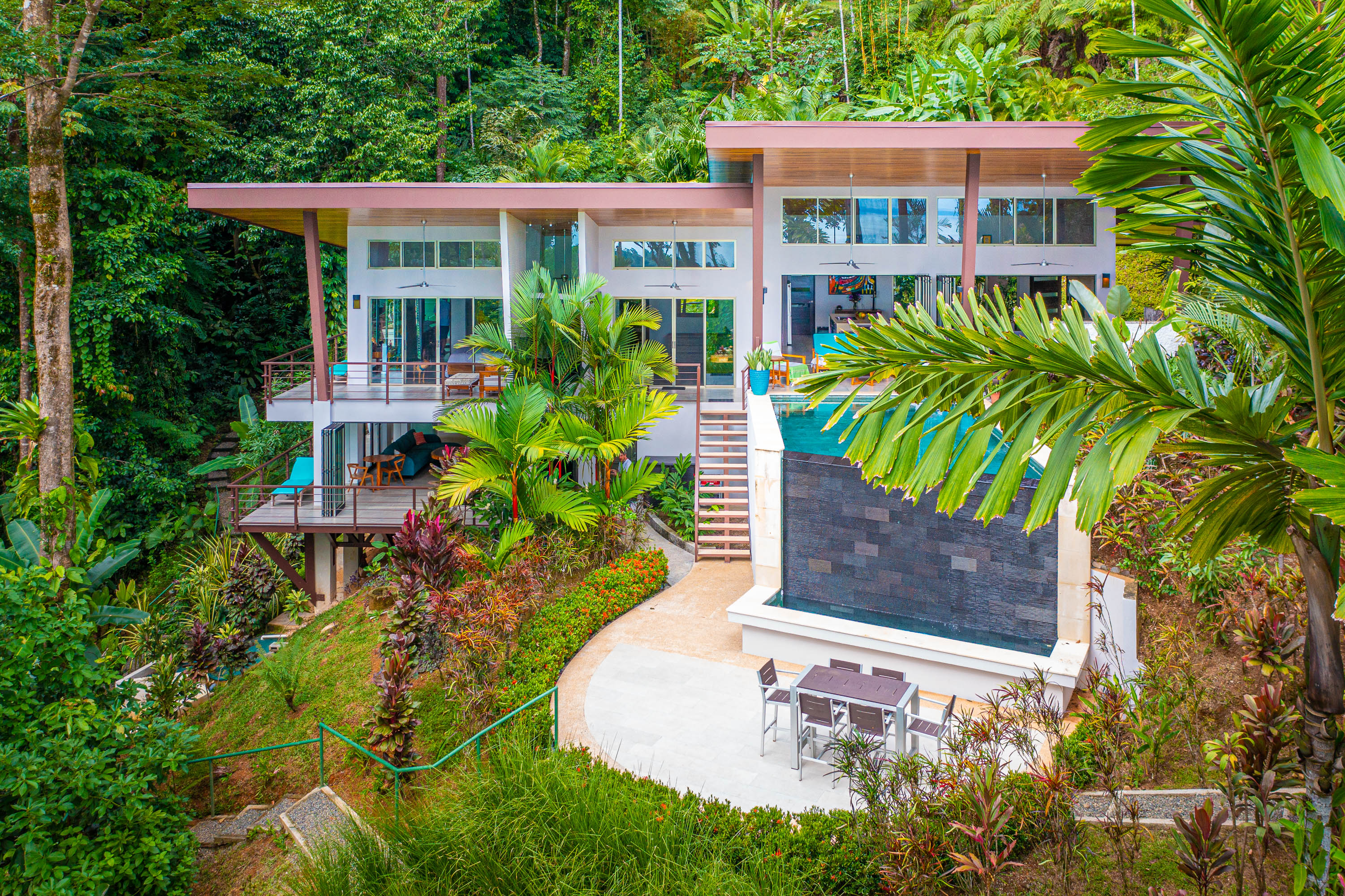 4 bed Single Family Homes For Sale in Uvita, Puntarenas - thumb 2