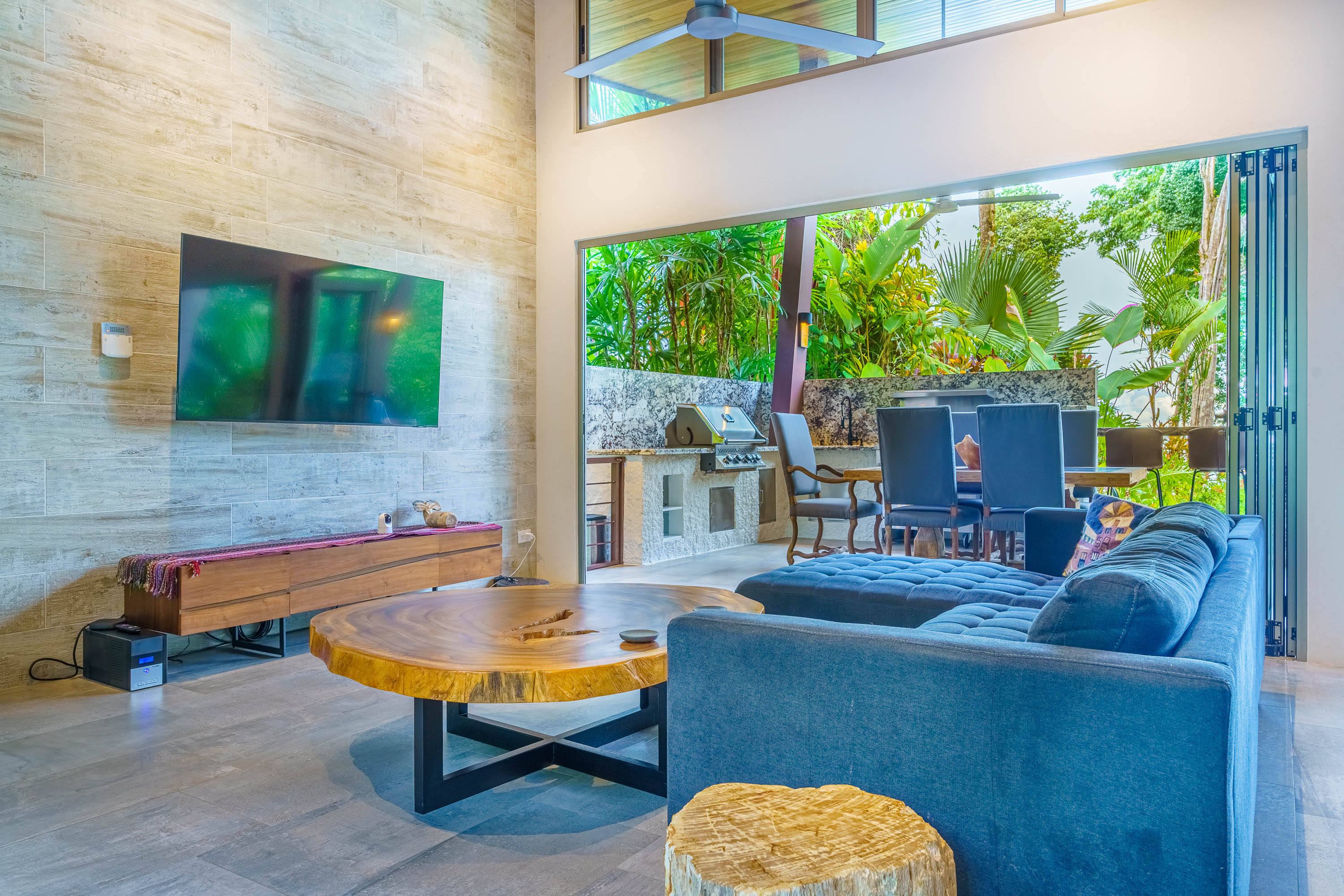 4 bed Single Family Homes For Sale in Uvita, Puntarenas - thumb 10